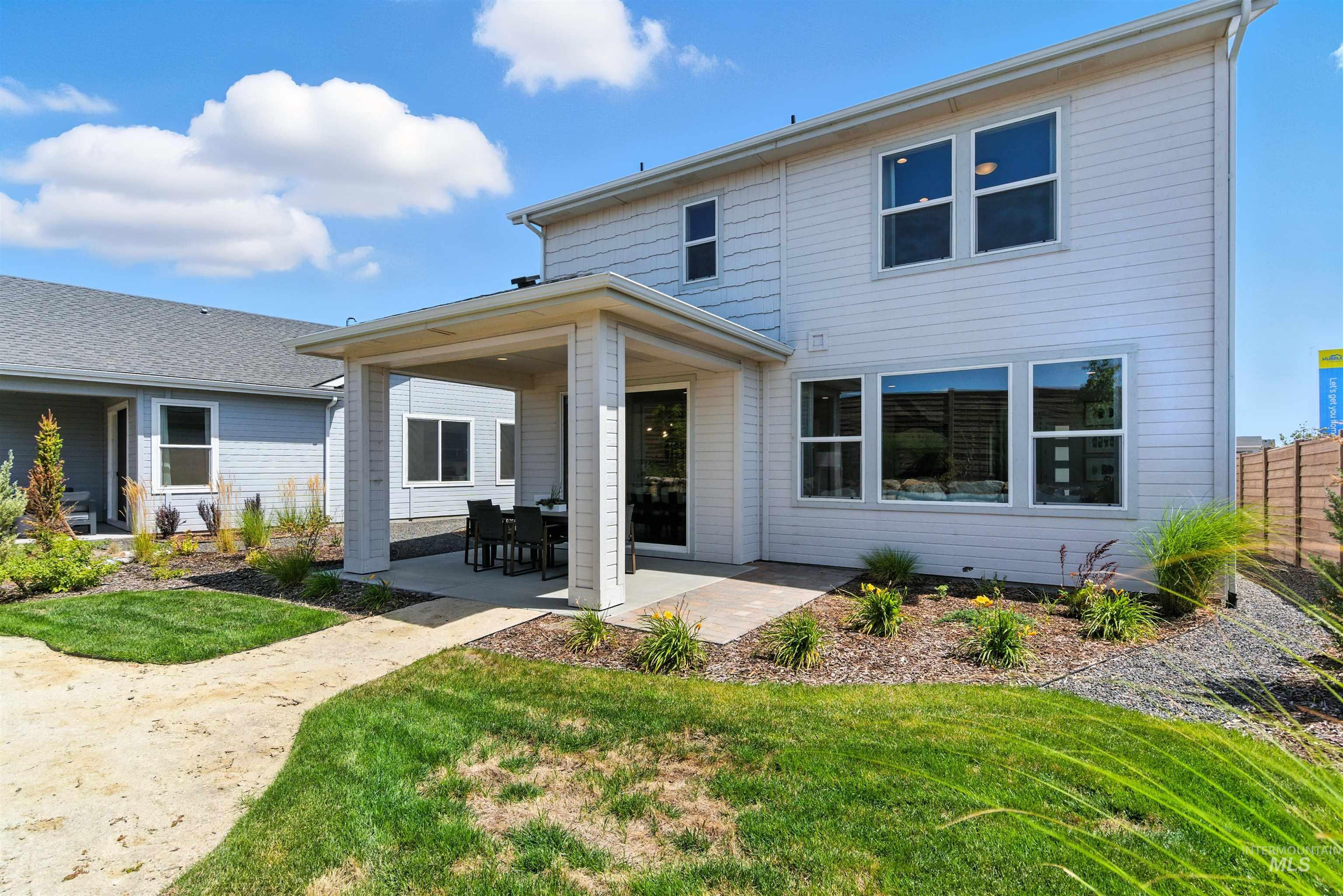 5823 N Patimos Ave, Meridian, Idaho 83646, 3 Bedrooms, 2.5 Bathrooms, Residential For Sale, Price $549,990,MLS 98964413