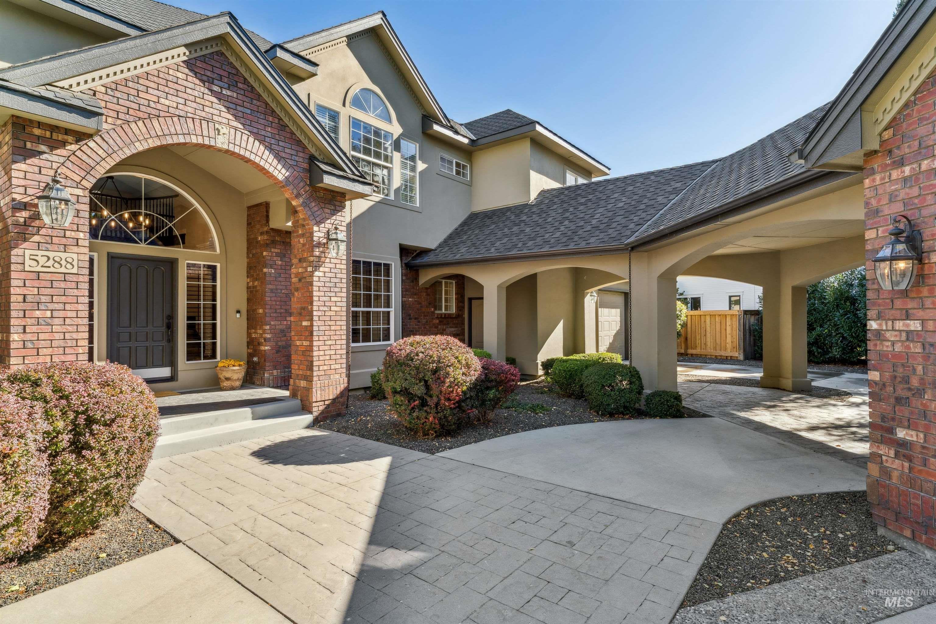 5288 S Farmhouse Place, Boise, Idaho 83716-9014, 5 Bedrooms, 4.5 Bathrooms, Residential For Sale, Price $1,875,000,MLS 98964417