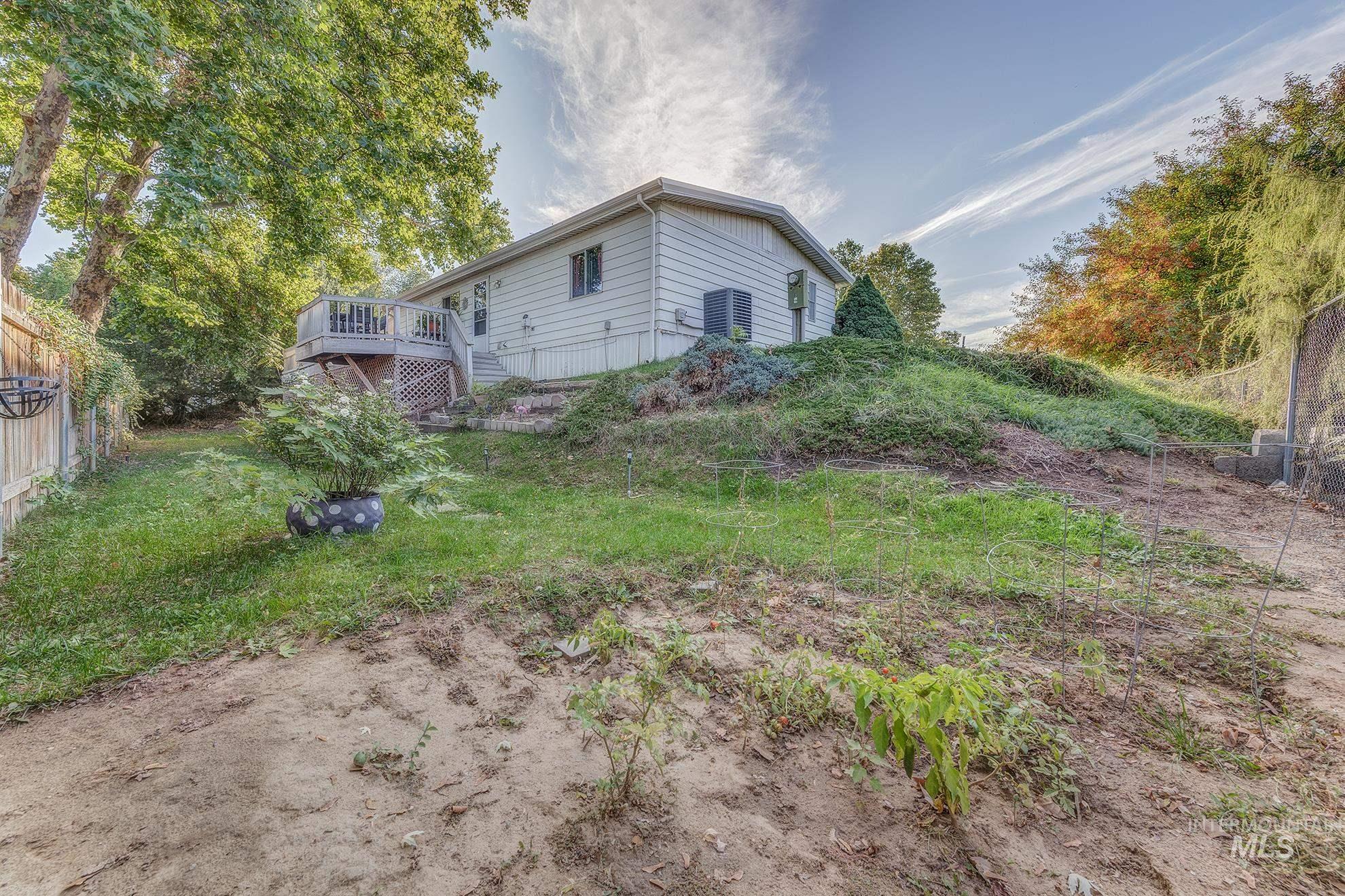 215 Farber Dr, Payette, Idaho 83661, 3 Bedrooms, 2 Bathrooms, Residential For Sale, Price $247,900,MLS 98964426