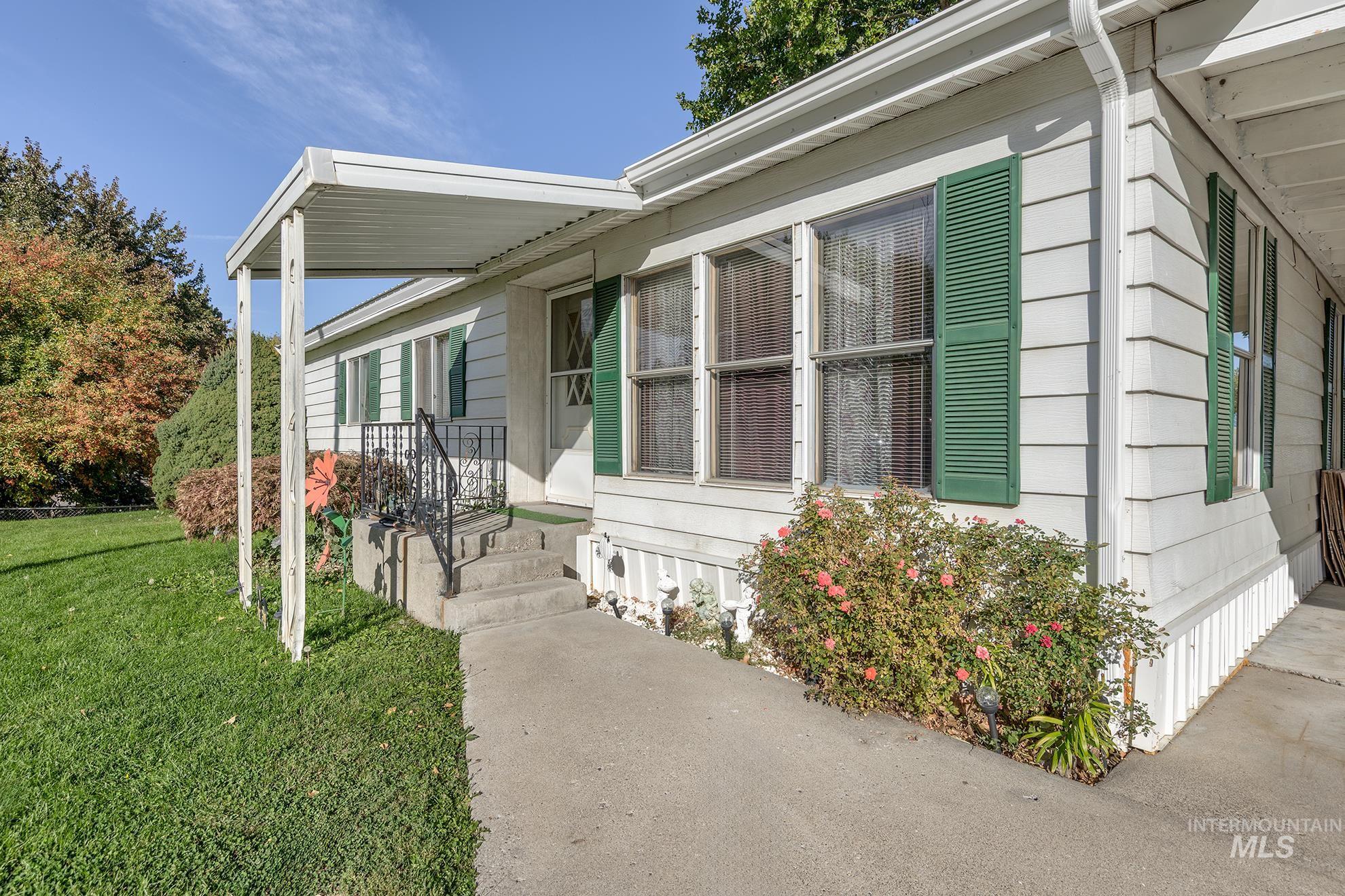 215 Farber Dr, Payette, Idaho 83661, 3 Bedrooms, 2 Bathrooms, Residential For Sale, Price $249,000,MLS 98964426