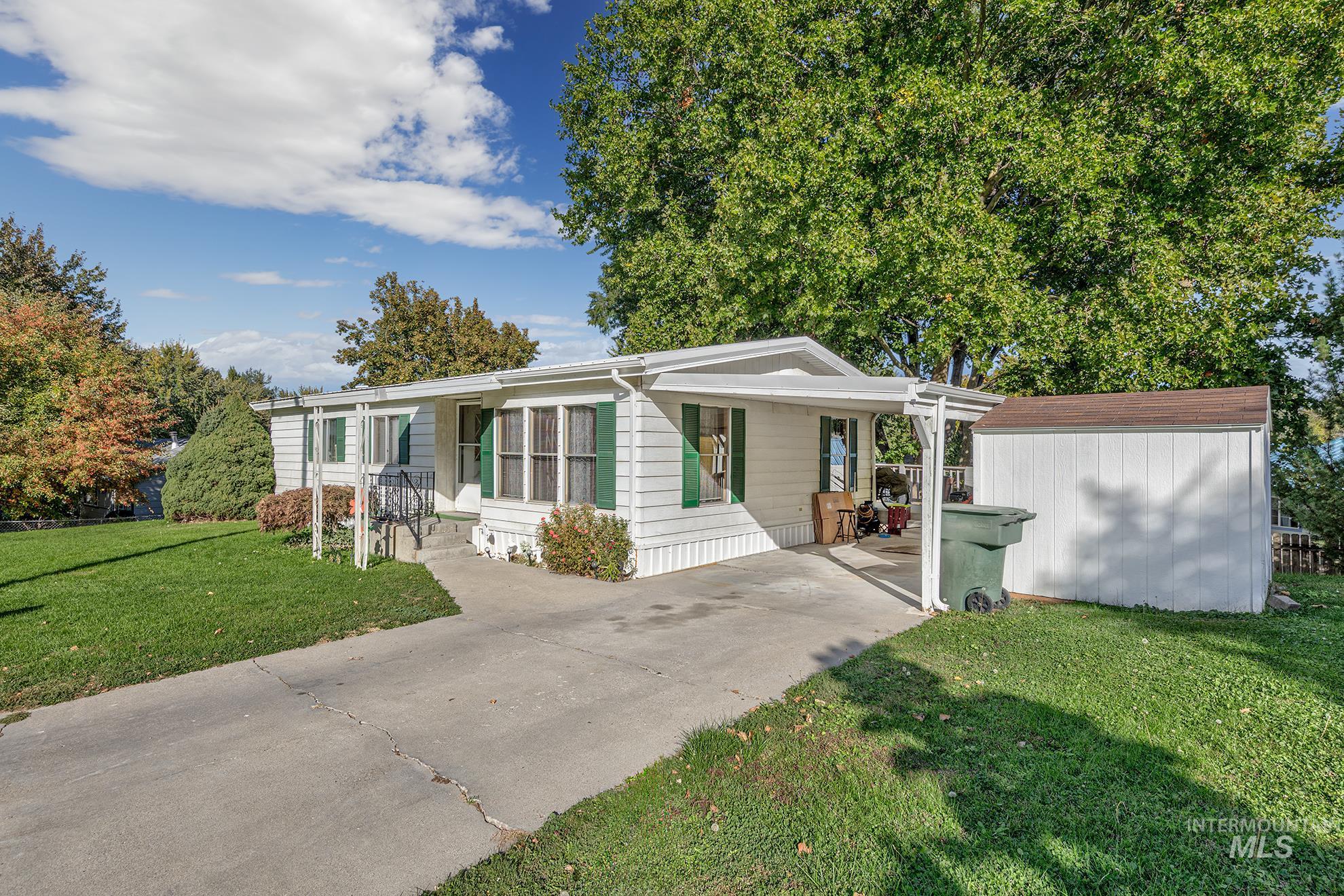 215 Farber Dr, Payette, Idaho 83661, 3 Bedrooms, 2 Bathrooms, Residential For Sale, Price $249,000,MLS 98964426