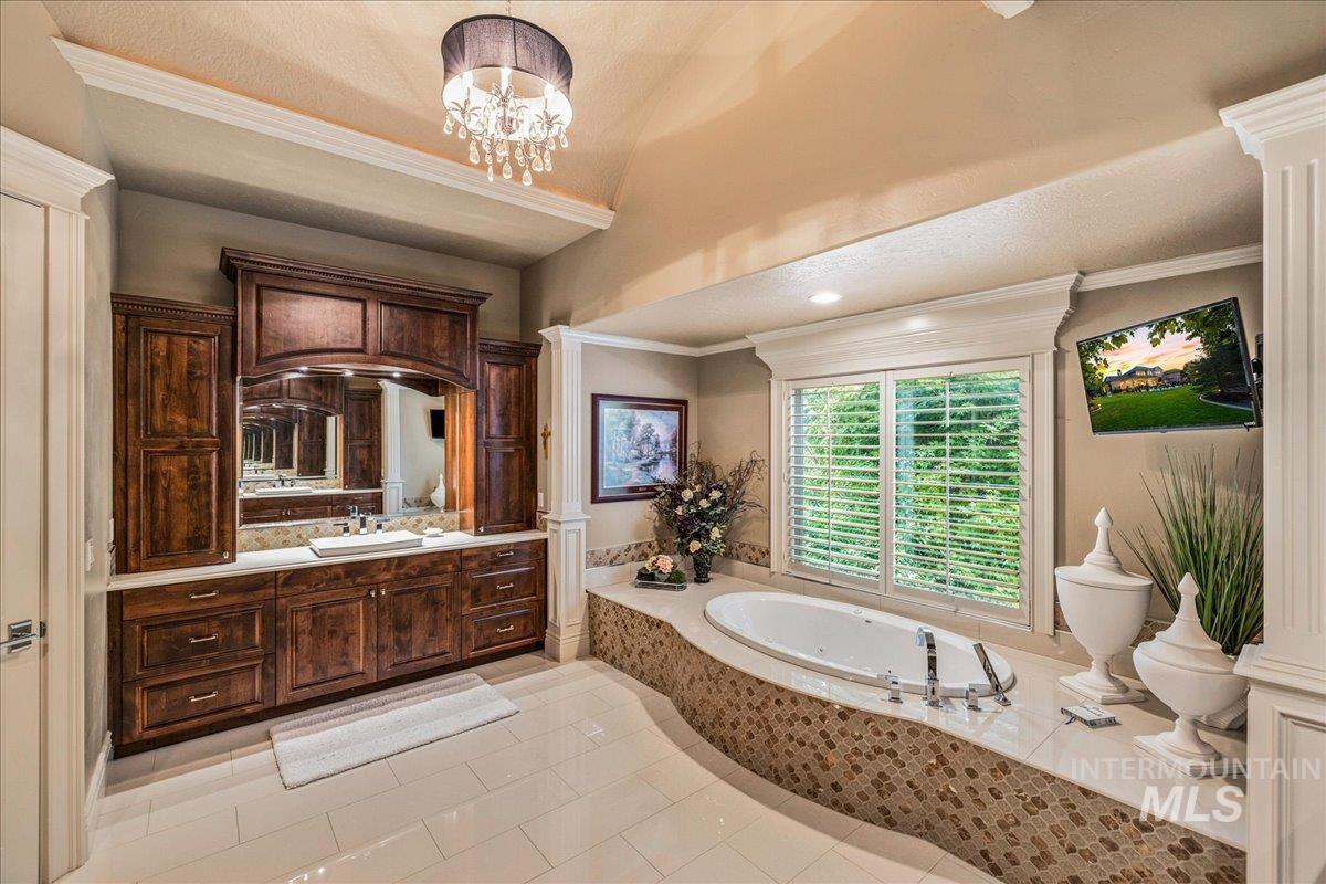 17500 Stiehl Creek Dr, Nampa, Idaho 83687, 4 Bedrooms, 4.5 Bathrooms, Residential For Sale, Price $1,995,000, 98964437