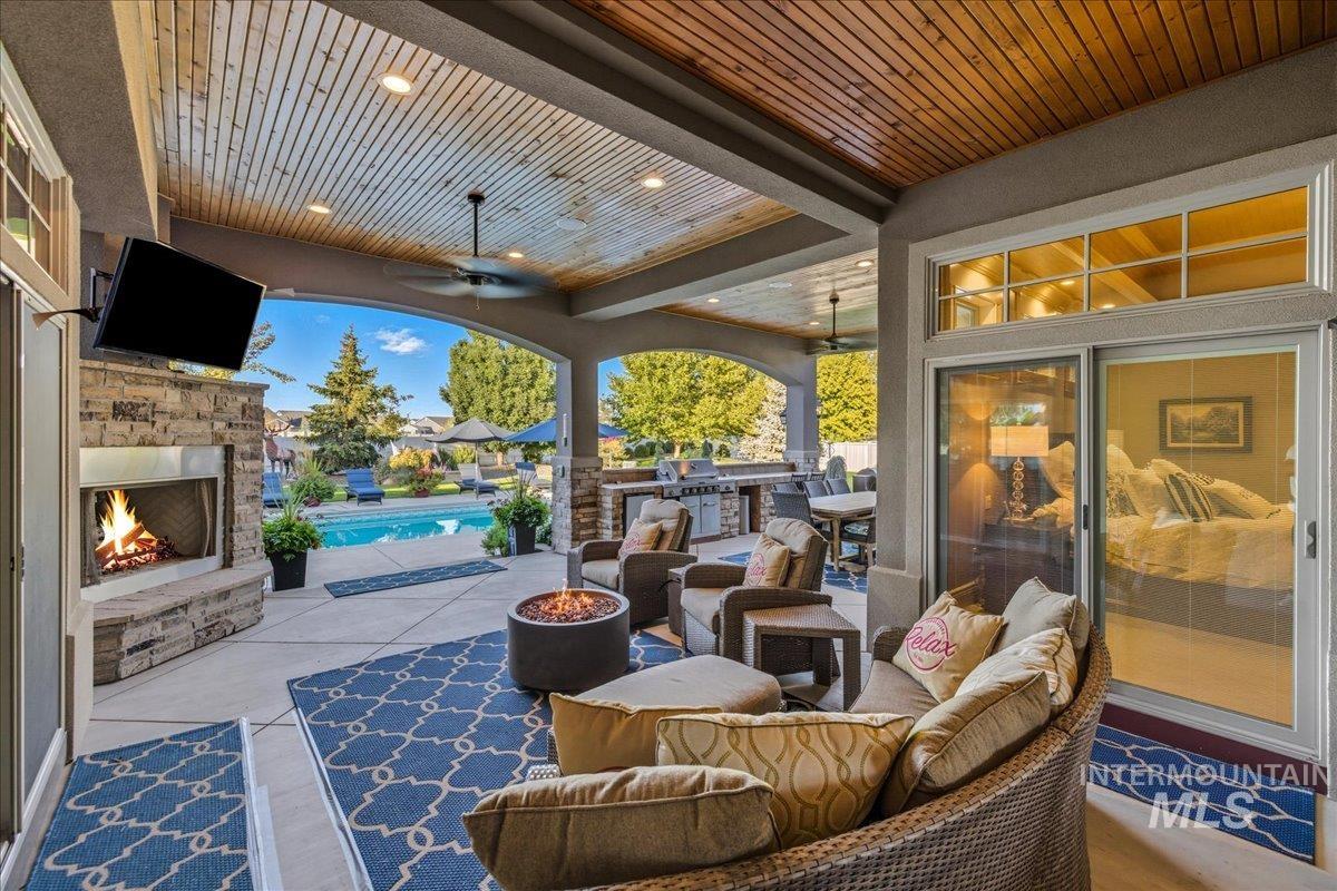 17500 Stiehl Creek Dr, Nampa, Idaho 83687, 4 Bedrooms, 4.5 Bathrooms, Residential For Sale, Price $1,995,000, 98964437