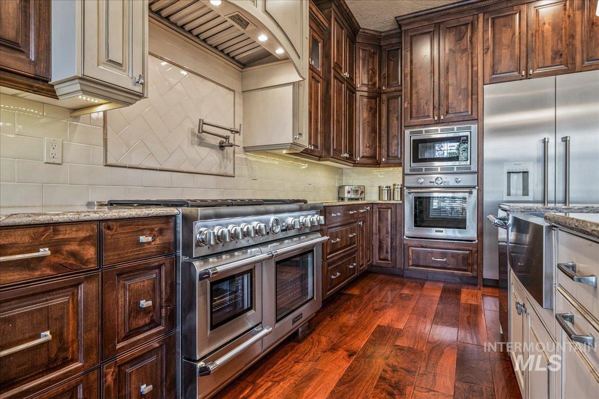 17500 Stiehl Creek Dr, Nampa, Idaho 83687, 4 Bedrooms, 4.5 Bathrooms, Residential For Sale, Price $1,995,000, 98964437