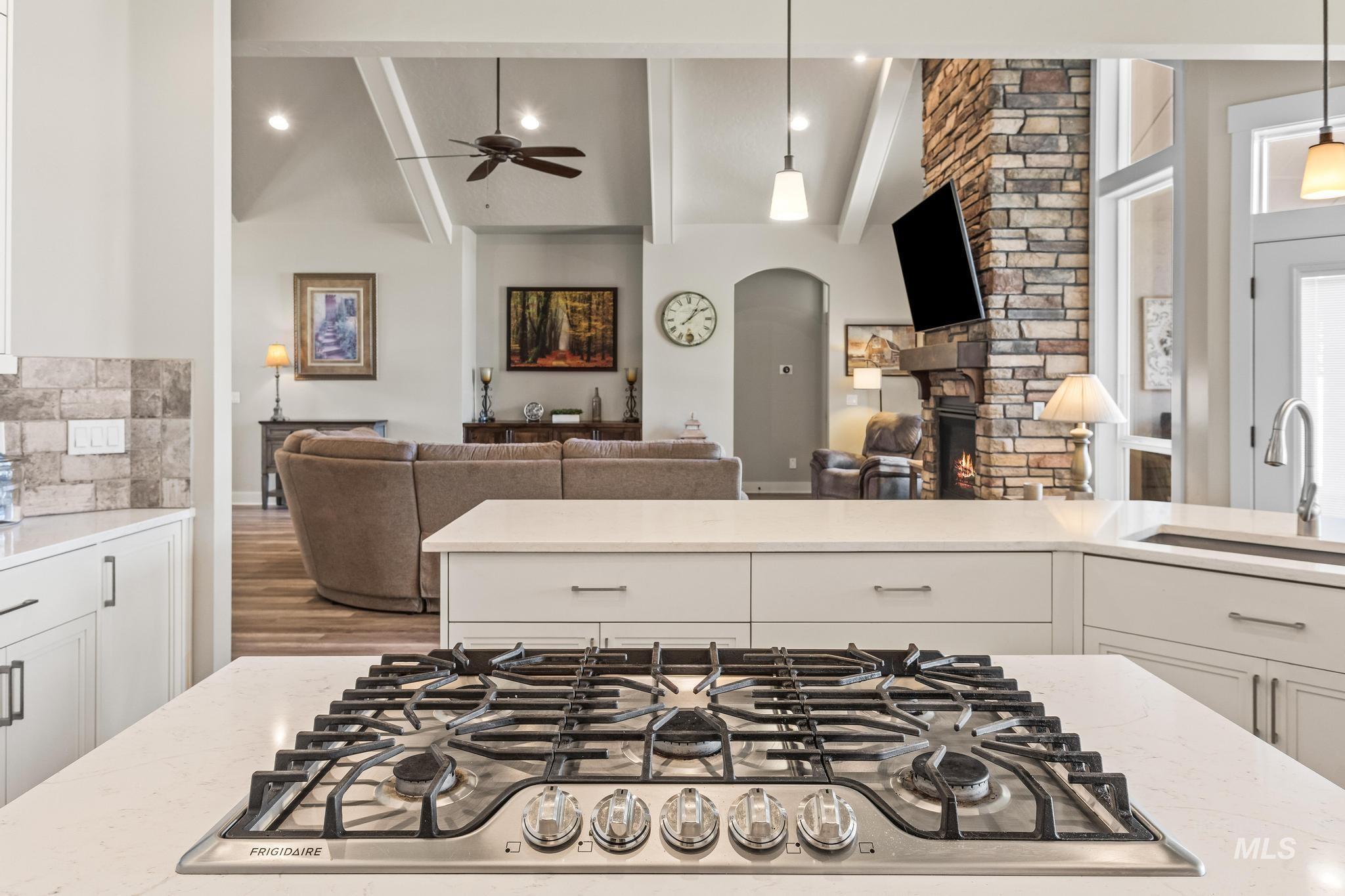 12098 W Rice Road, Star, Idaho 83669, 3 Bedrooms, 3 Bathrooms, Residential For Sale, Price $855,000, 98964442