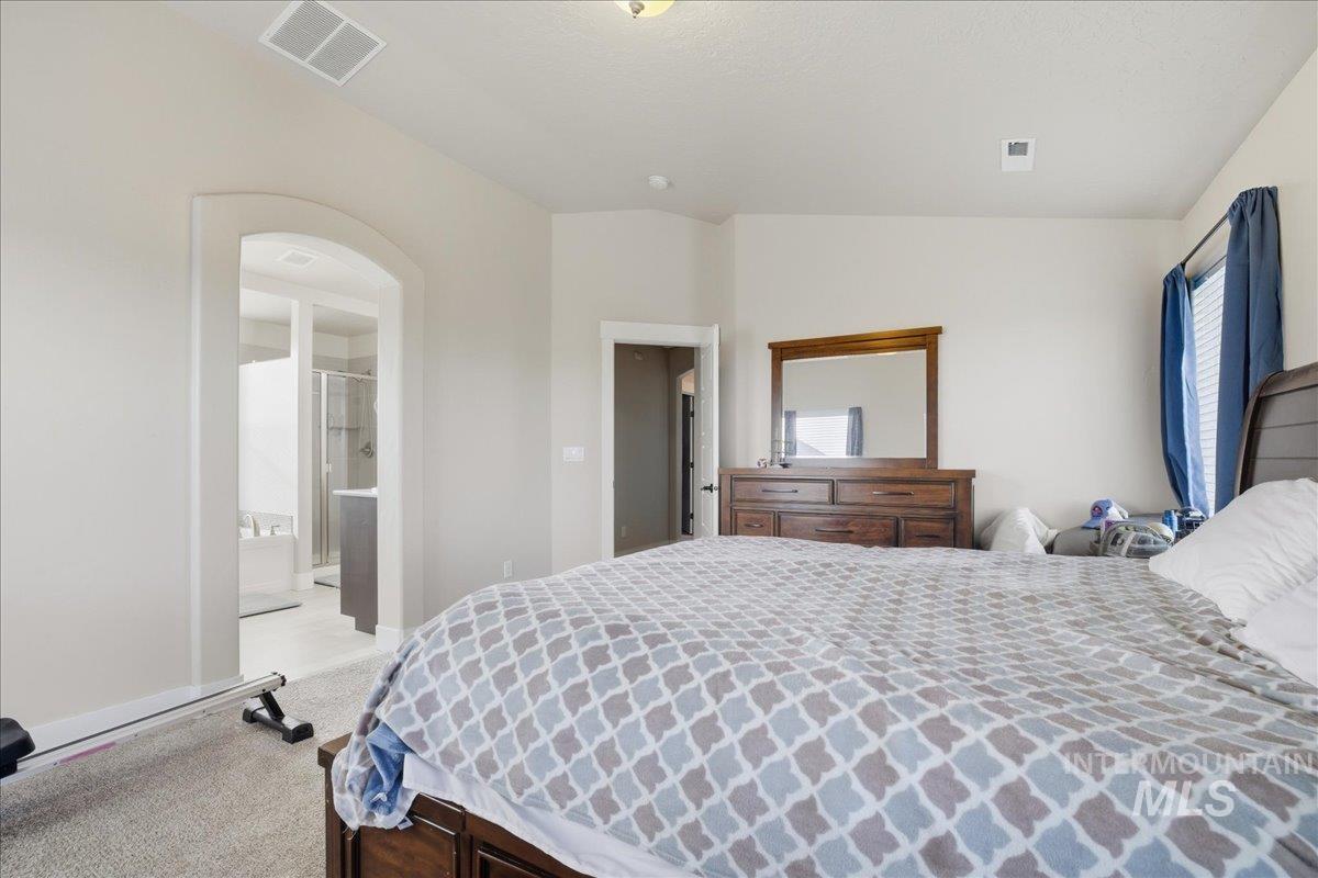 11150 W Troyer Dr, Nampa, Idaho 83686, 5 Bedrooms, 4 Bathrooms, Residential For Sale, Price $644,900,MLS 98964452