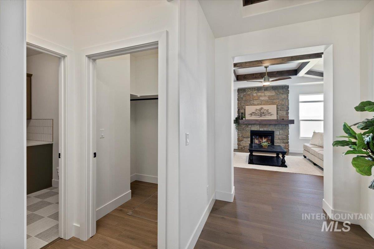 682 Full Moon Way, Twin Falls, Idaho 83301-8450, 4 Bedrooms, 2.5 Bathrooms, Residential For Sale, Price $649,900,MLS 98964462