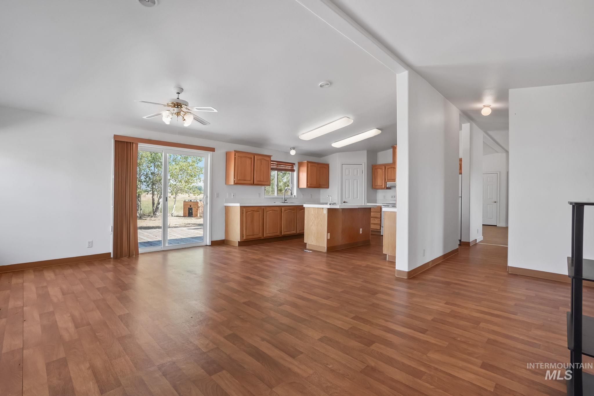 80 W US Hwy 20, Fairfield, Idaho 83327, 3 Bedrooms, 2 Bathrooms, Residential For Sale, Price $535,000,MLS 98964463