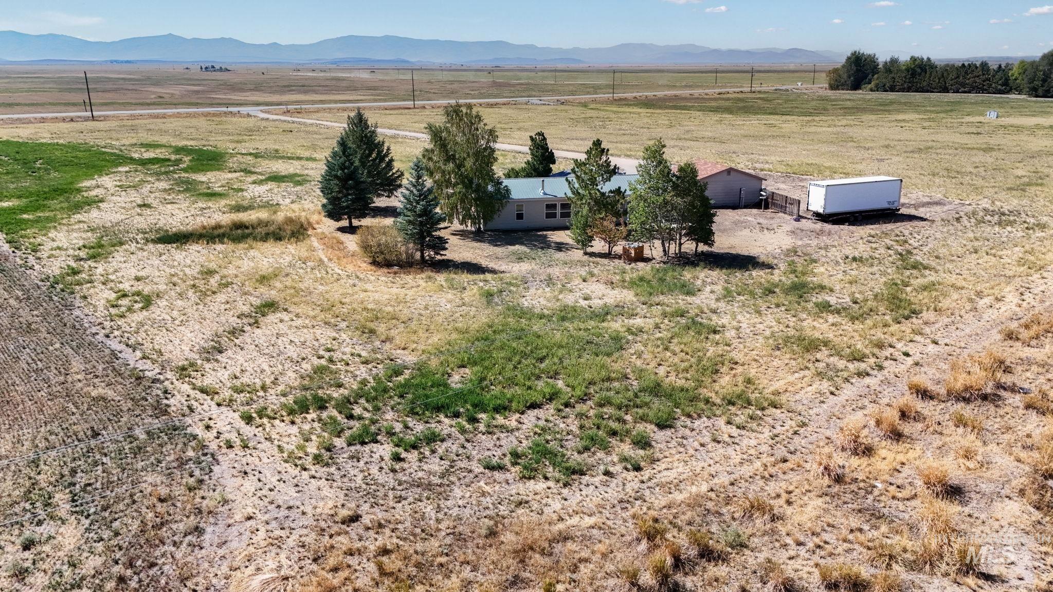 80 W US Hwy 20, Fairfield, Idaho 83327, 3 Bedrooms, 2 Bathrooms, Residential For Sale, Price $535,000,MLS 98964463