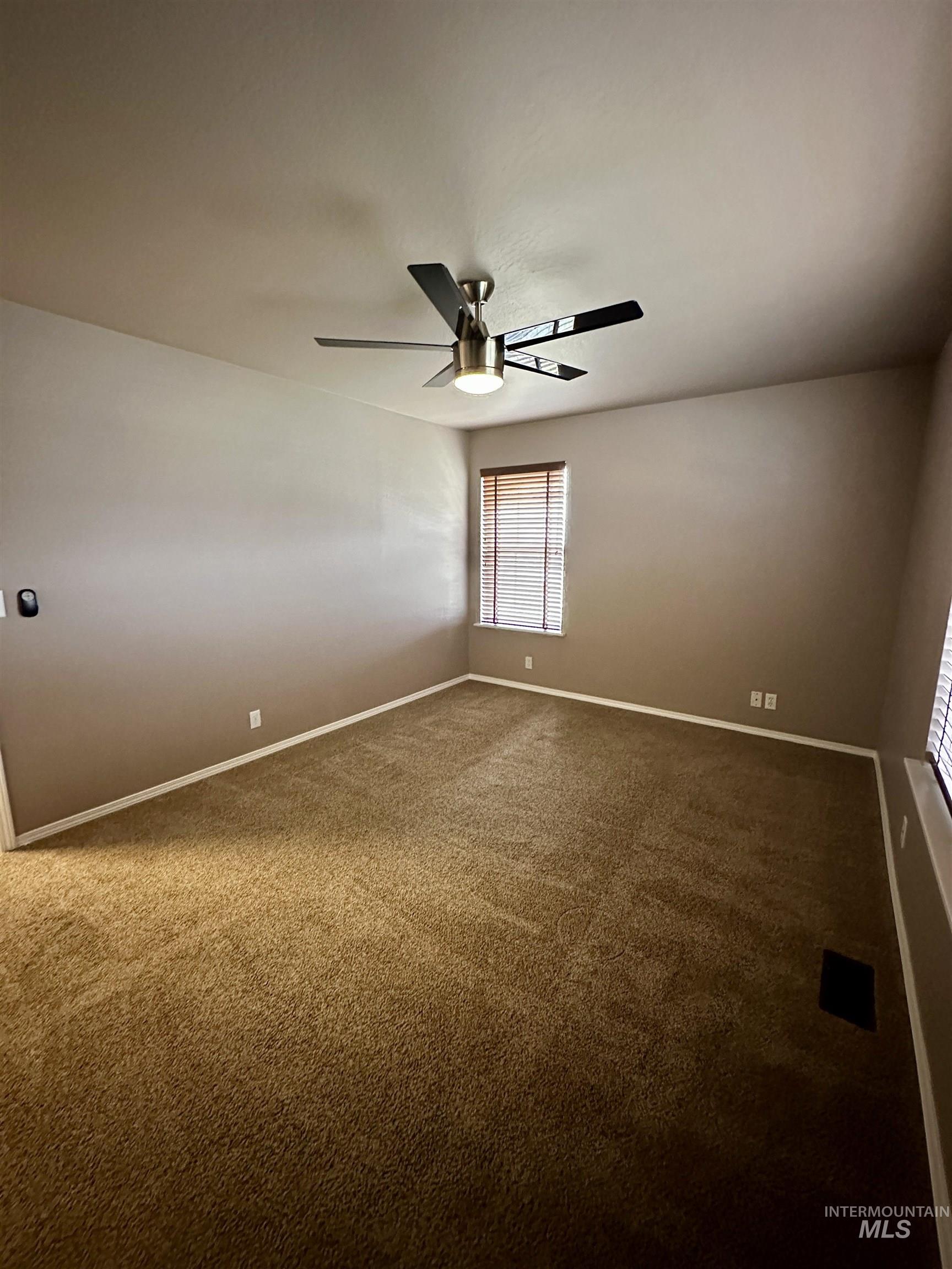 1020/1040 N 2nd St, Payette, Idaho 83661, 2 Bedrooms, 1 Bathroom, Residential Income For Sale, Price $399,000,MLS 98964472