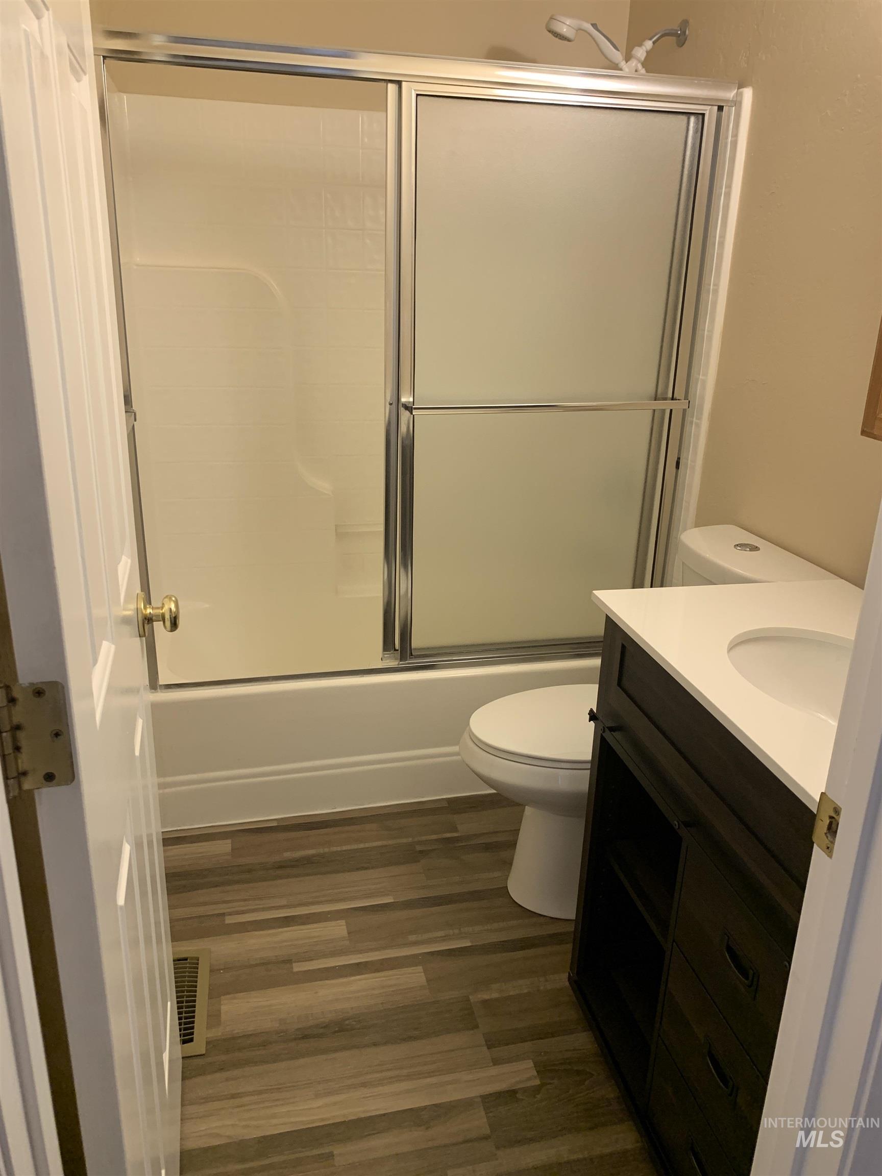 1020/1040 N 2nd St, Payette, Idaho 83661, 2 Bedrooms, 1 Bathroom, Residential Income For Sale, Price $399,000,MLS 98964472