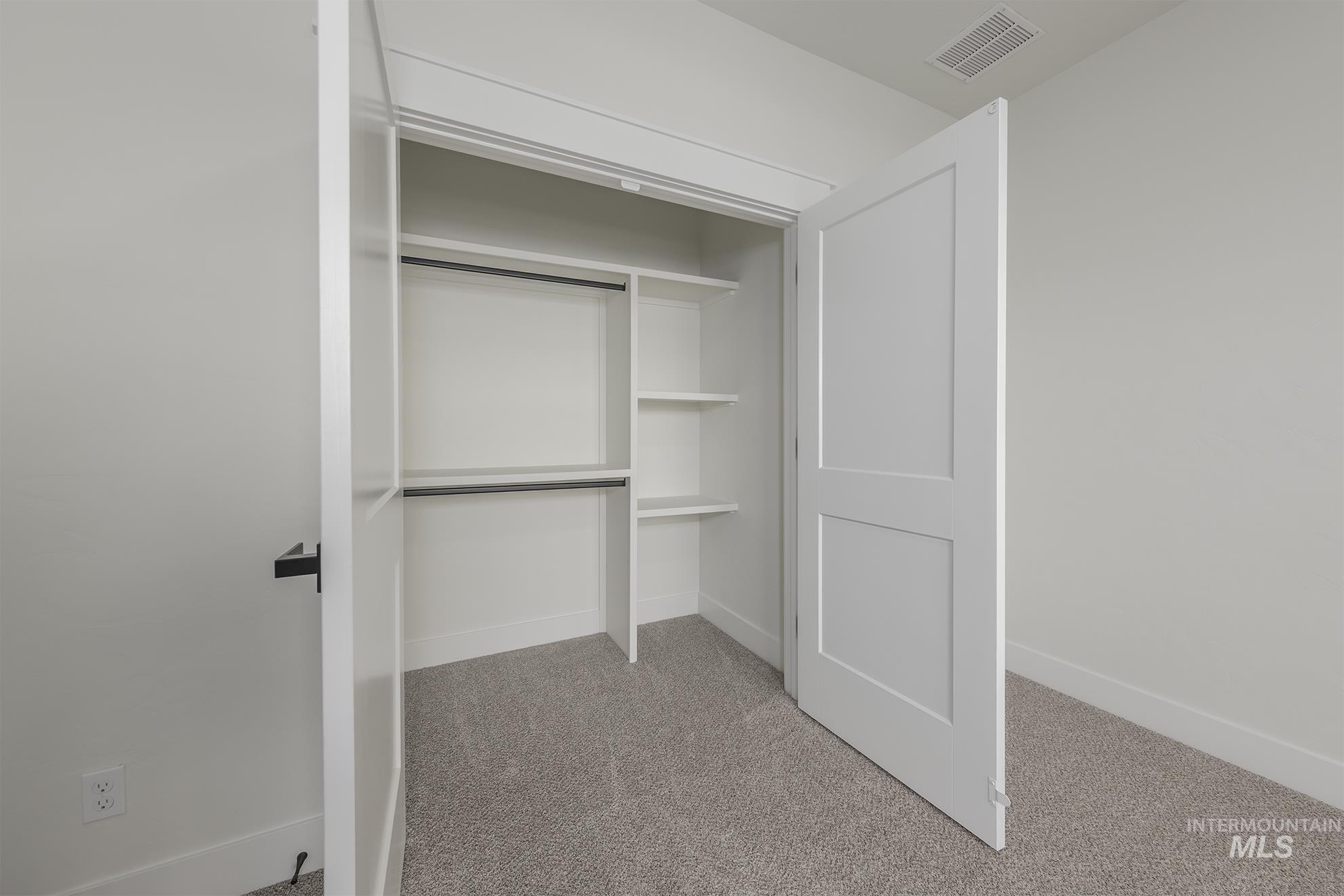 2810 Cypress Point, Payette, Idaho 83661, 4 Bedrooms, 2.5 Bathrooms, Residential For Sale, Price $589,000,MLS 98964479