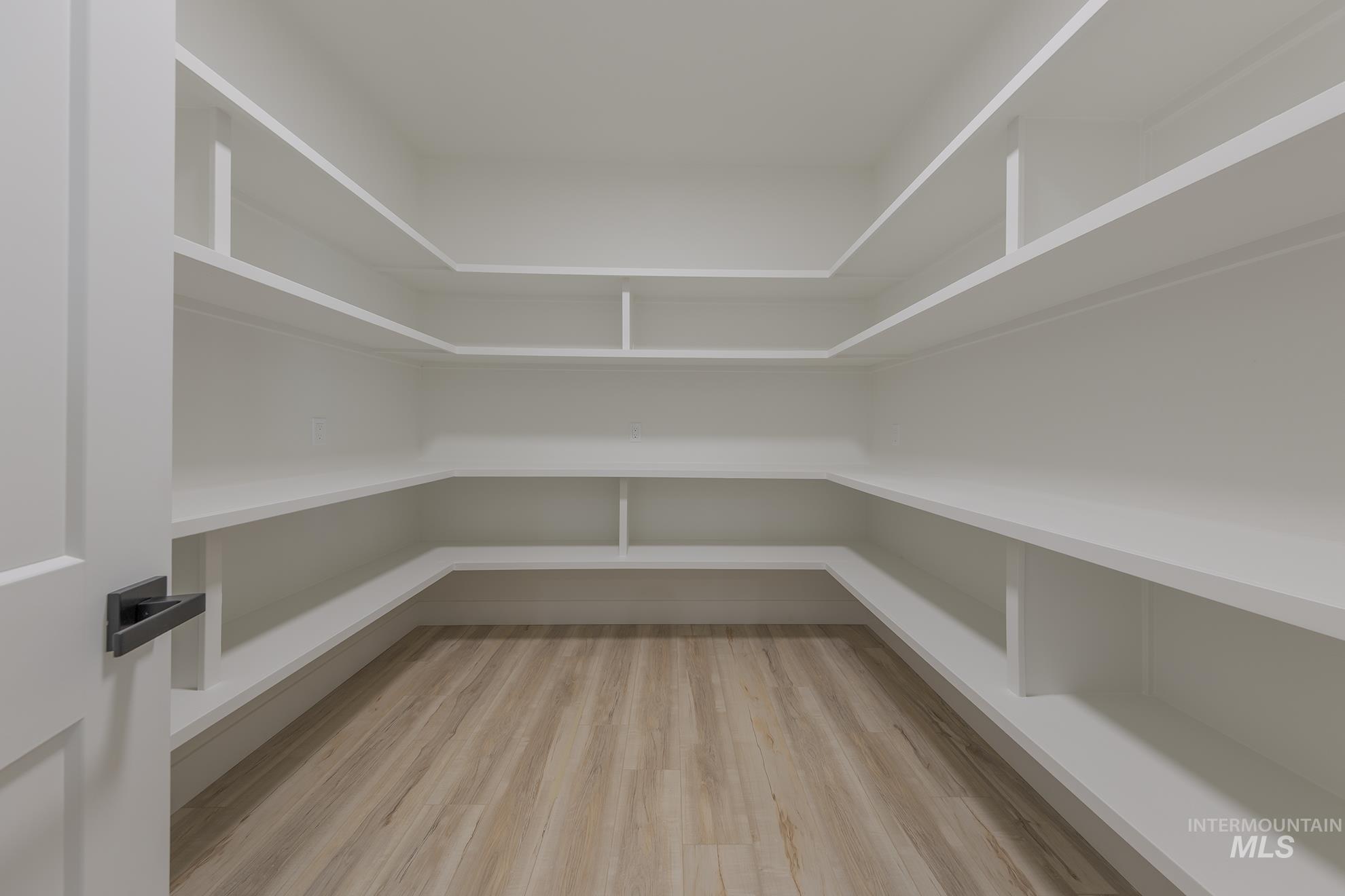 2810 Cypress Point, Payette, Idaho 83661, 4 Bedrooms, 2.5 Bathrooms, Residential For Sale, Price $589,000,MLS 98964479