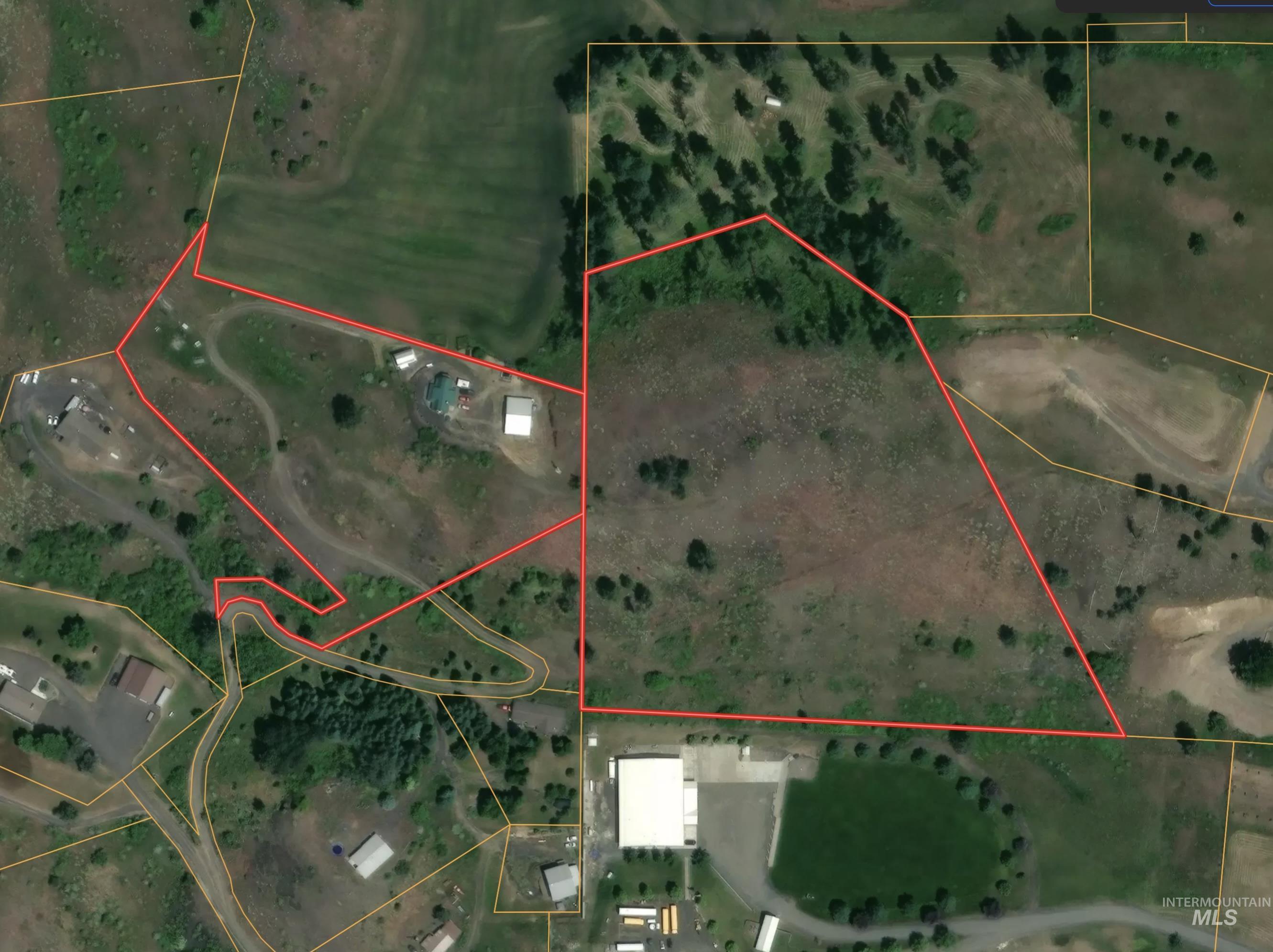 164 Beaver Nob Dr, Kamiah, Idaho 83536, 2 Bedrooms, 2 Bathrooms, Residential For Sale, Price $580,000,MLS 98964480