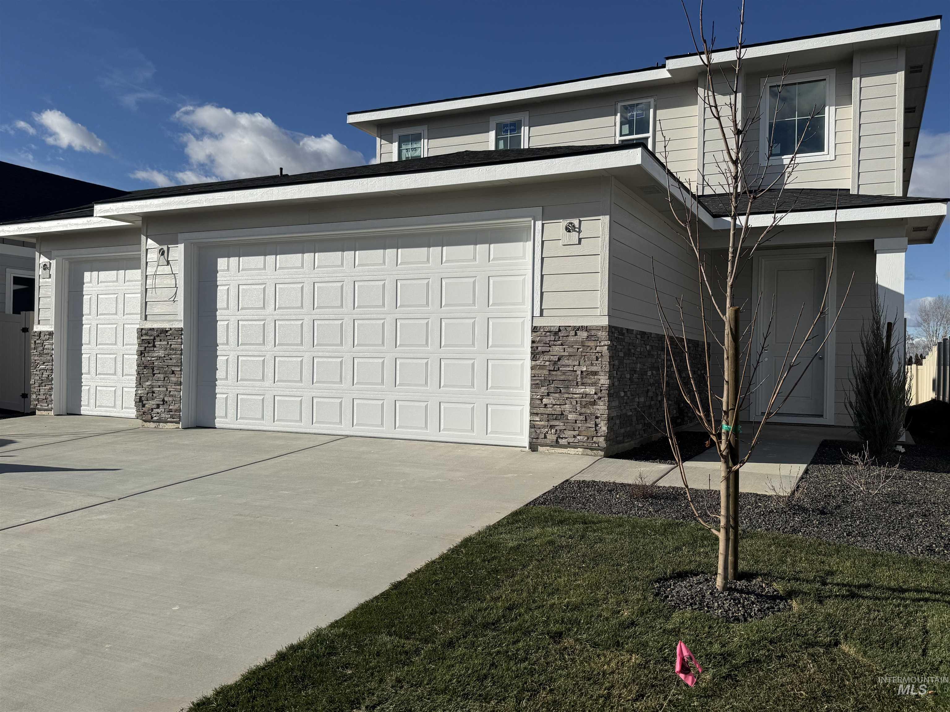 5705 N Backfire Way, Meridian, Idaho 83646, 3 Bedrooms, 2.5 Bathrooms, Residential For Sale, Price $528,923,MLS 98964483