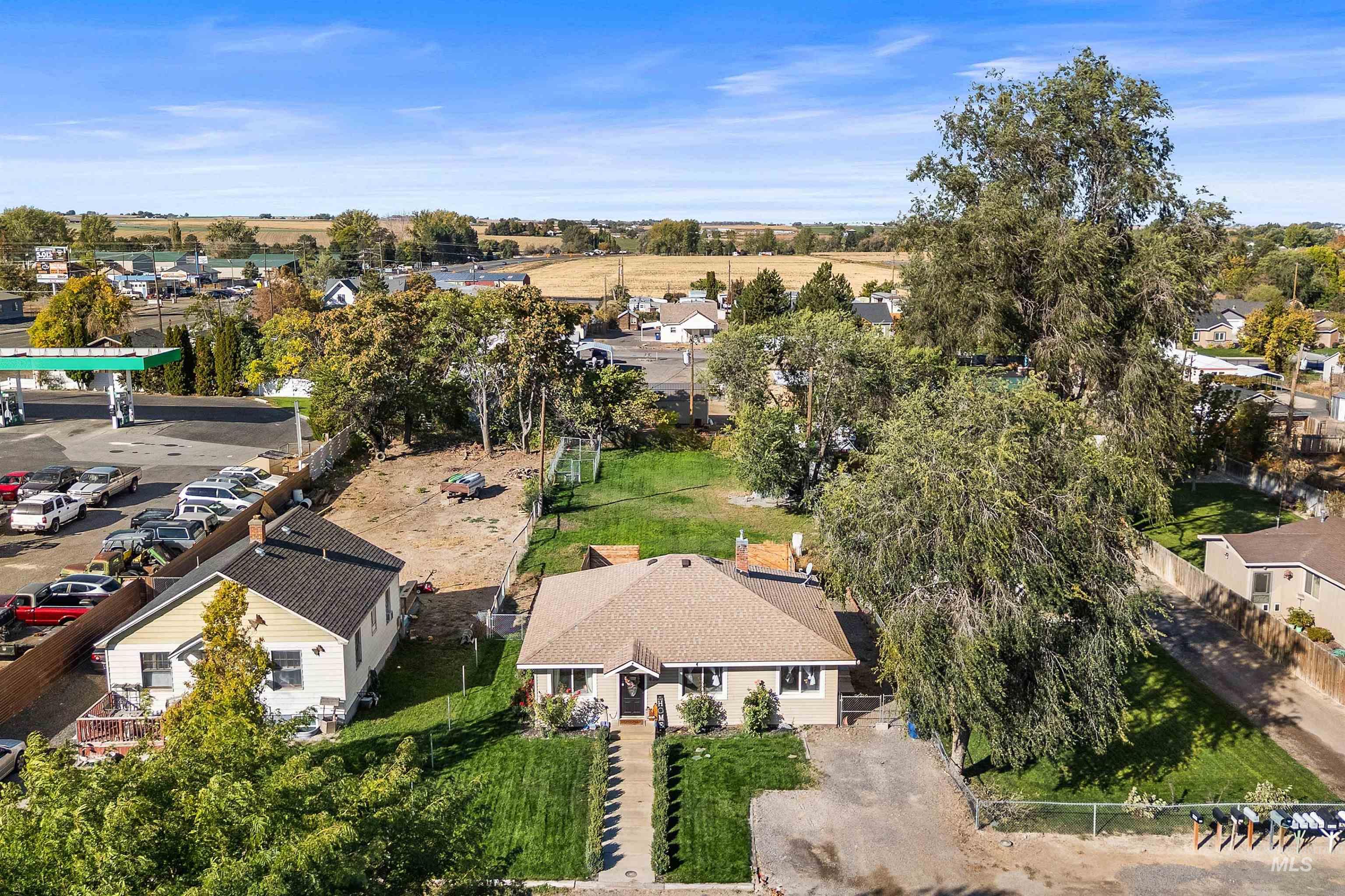 830 Idaho Ave, Filer, Idaho 83328, 3 Bedrooms, 2 Bathrooms, Residential For Sale, Price $299,000,MLS 98964486