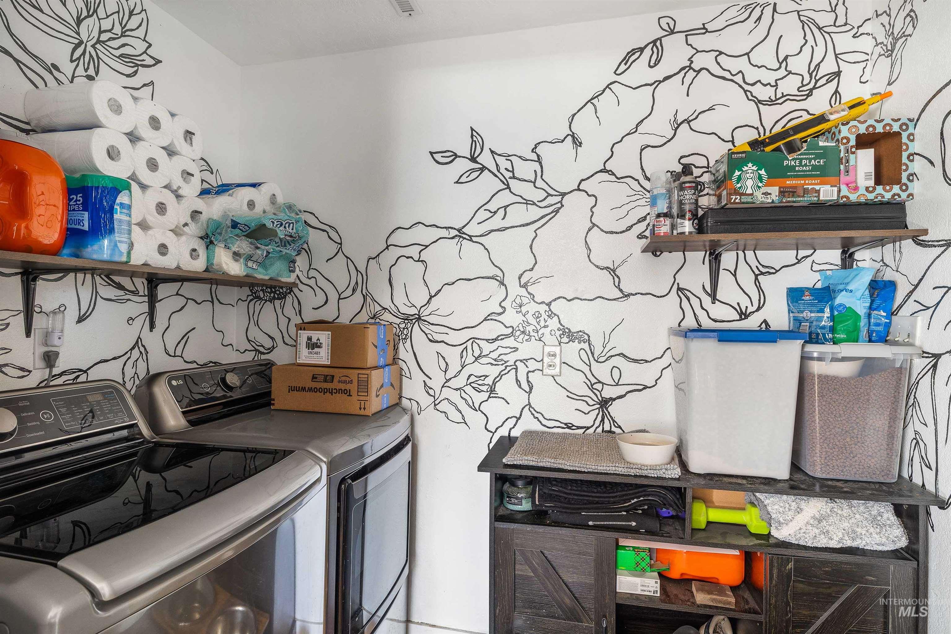 830 Idaho Ave, Filer, Idaho 83328, 3 Bedrooms, 2 Bathrooms, Residential For Sale, Price $299,000,MLS 98964486