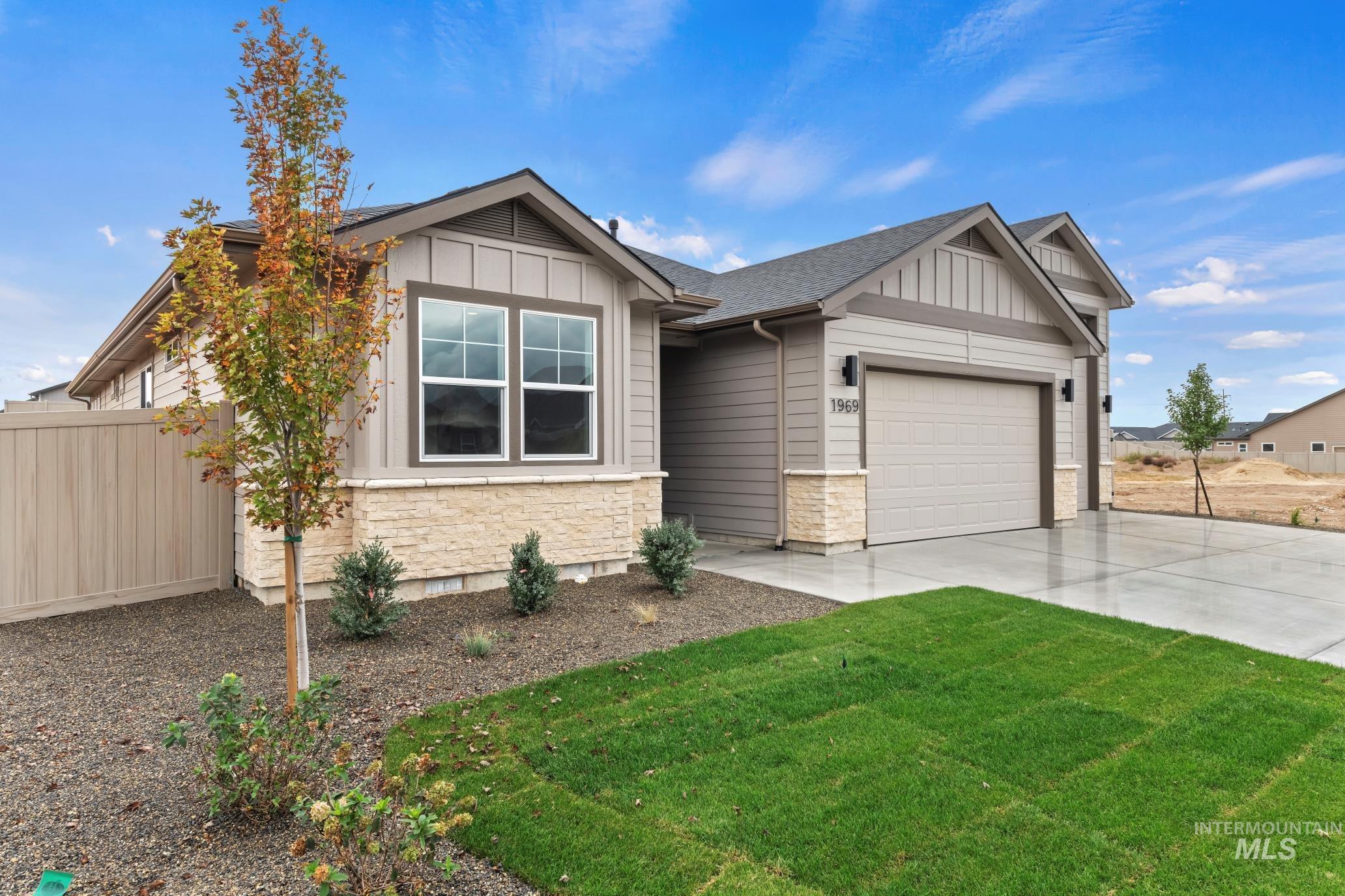 1969 W Ibis Drive, Nampa, Idaho 83686, 3 Bedrooms, 2 Bathrooms, Residential For Sale, Price $602,900,MLS 98964490