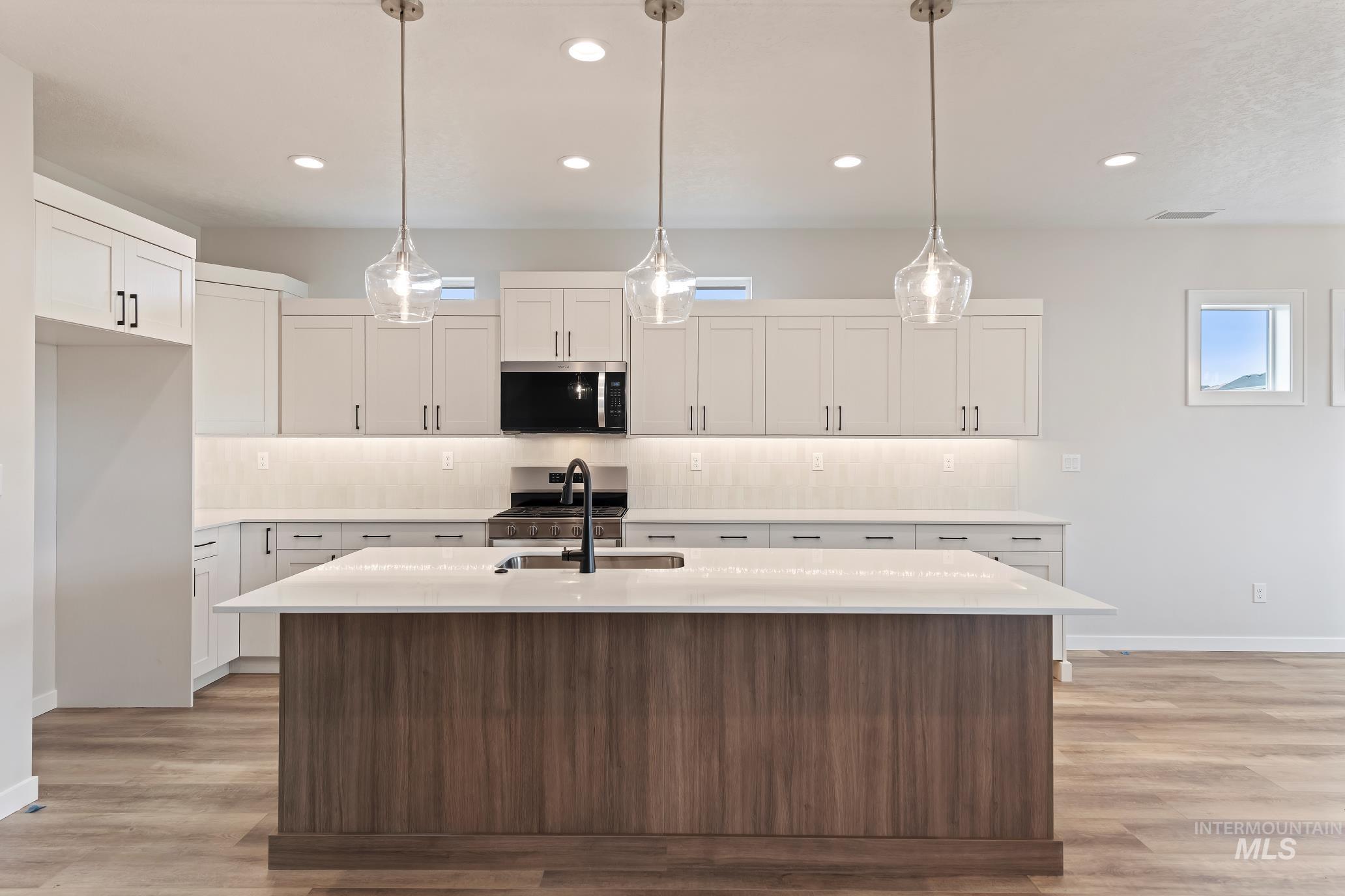 1969 W Ibis Drive, Nampa, Idaho 83686, 3 Bedrooms, 2 Bathrooms, Residential For Sale, Price $602,900,MLS 98964490