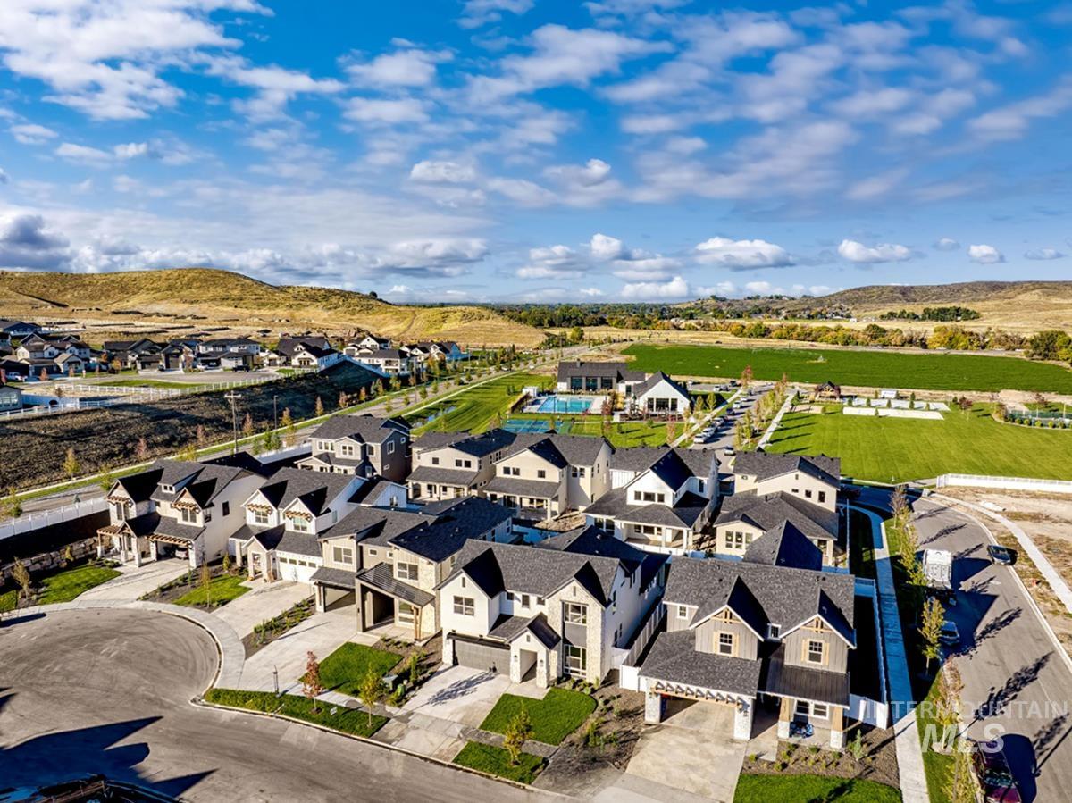 13937 N Malheur Pl, Boise, Idaho 83714, 3 Bedrooms, 3.5 Bathrooms, Residential For Sale, Price $899,237,MLS 98964492