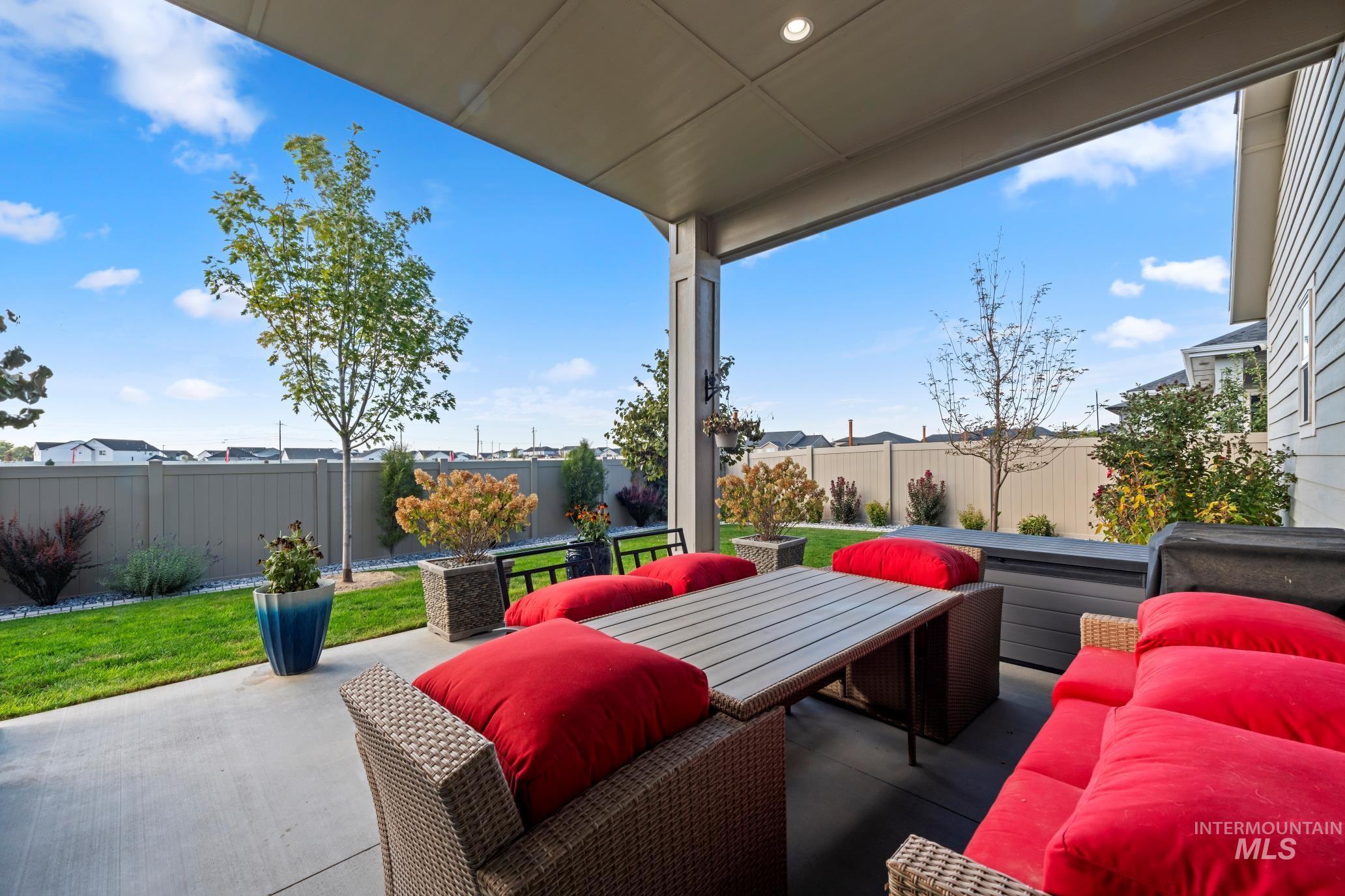 18131 N Phlox Way, Nampa, Idaho 83687, 3 Bedrooms, 3 Bathrooms, Residential For Sale, Price $705,900,MLS 98964494