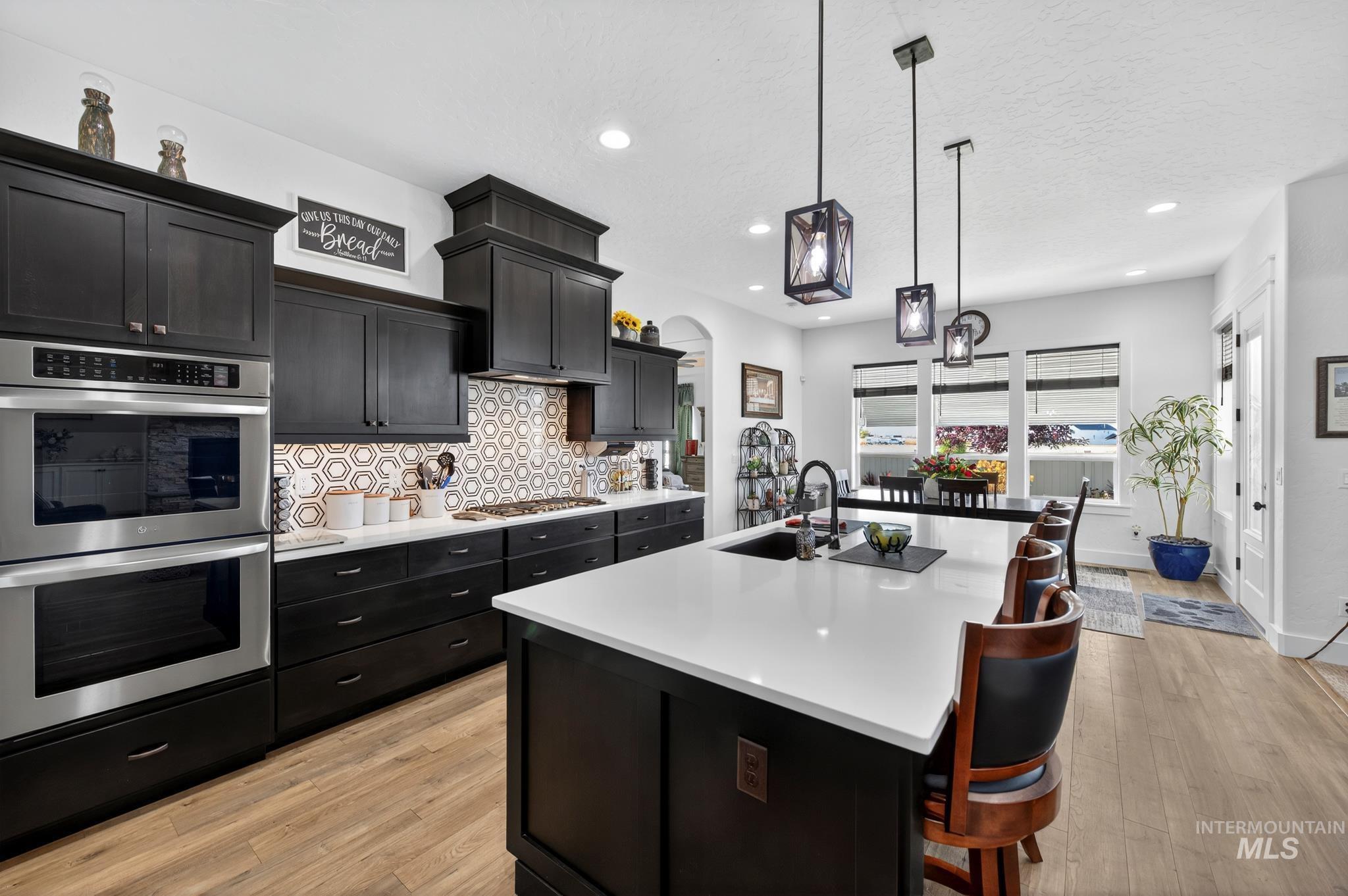 18131 N Phlox Way, Nampa, Idaho 83687, 3 Bedrooms, 3 Bathrooms, Residential For Sale, Price $705,900,MLS 98964494