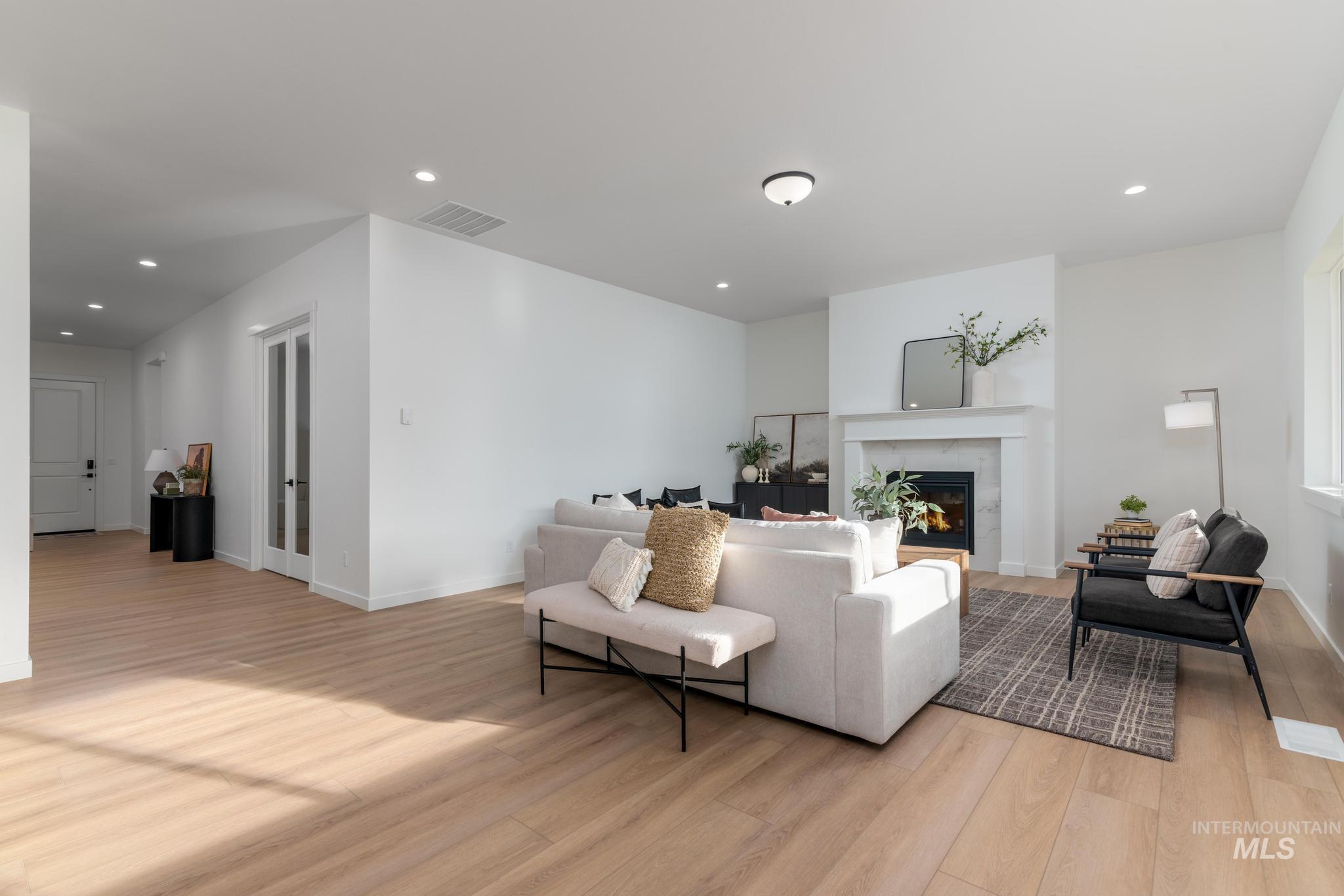 9067 W Patmore Ct, Star, Idaho 83669, 4 Bedrooms, 3 Bathrooms, Residential For Sale, Price $674,000,MLS 98964508