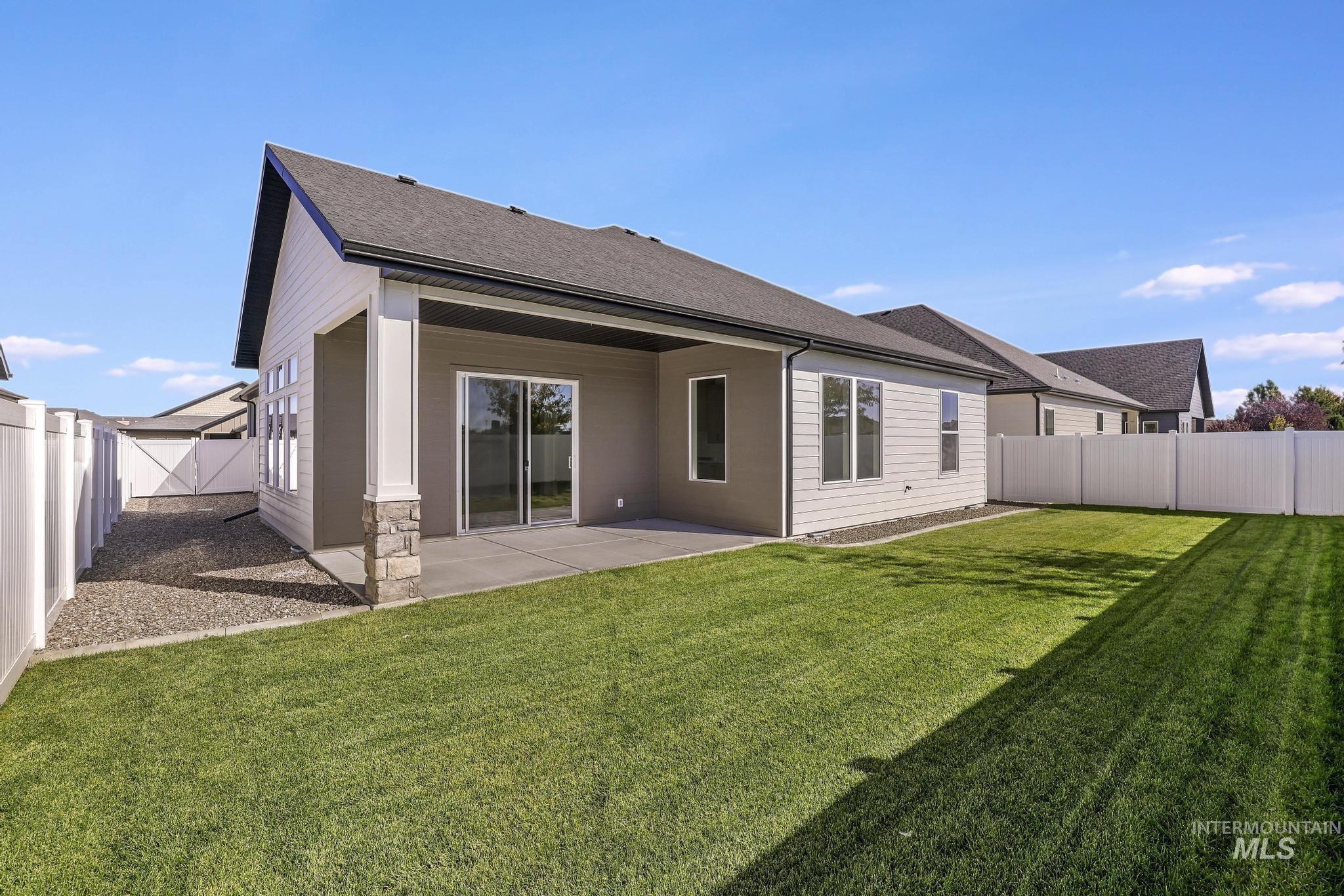 521 Falling Leaf Lane, Twin Falls, Idaho 83301, 4 Bedrooms, 2 Bathrooms, Residential For Sale, Price $554,000,MLS 98964509