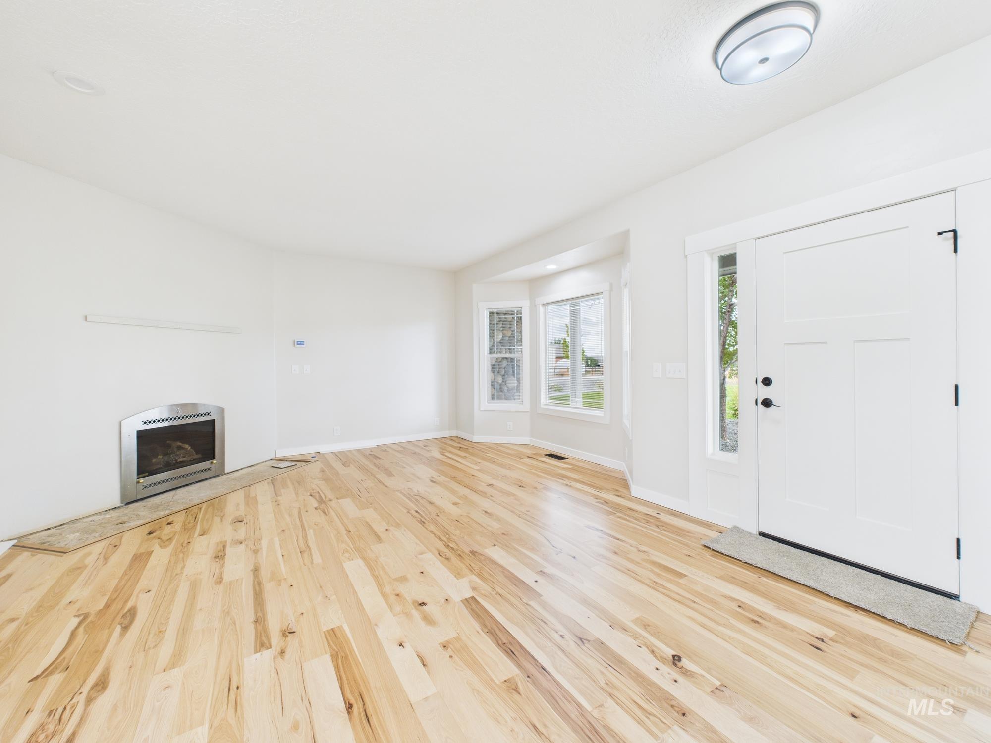 7934 Minam Drive, Middleton, Idaho 83644, 7 Bedrooms, 4 Bathrooms, Residential For Sale, Price $899,900,MLS 98964516