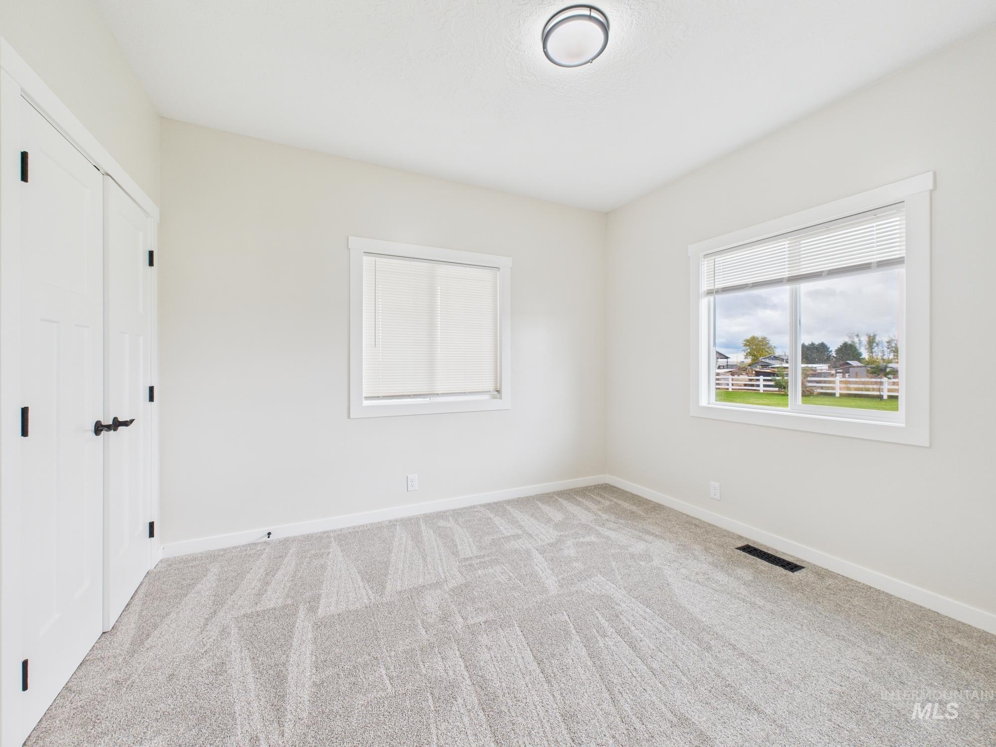 7934 Minam Drive, Middleton, Idaho 83644, 7 Bedrooms, 4 Bathrooms, Residential For Sale, Price $899,900,MLS 98964516