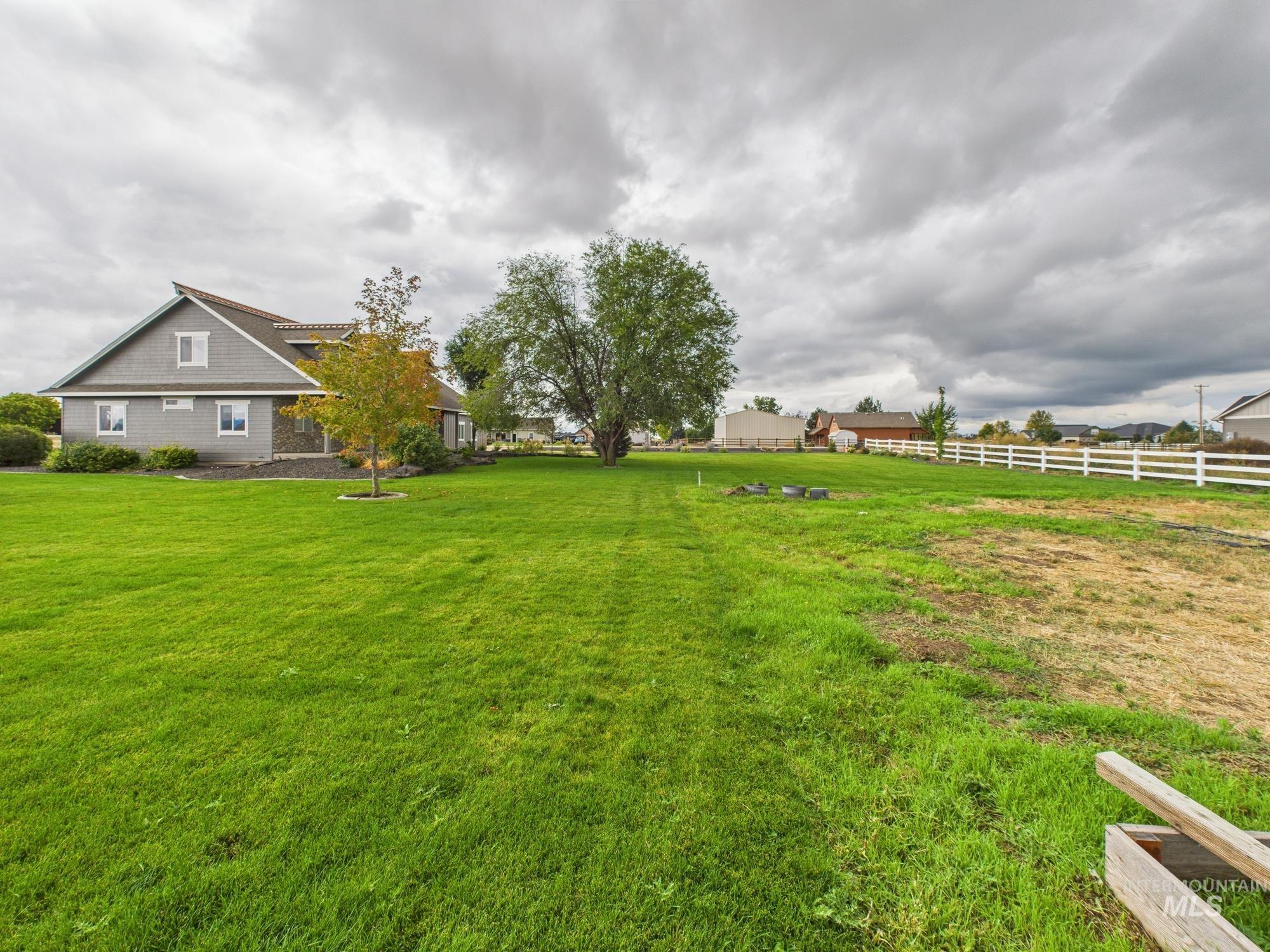 7934 Minam Drive, Middleton, Idaho 83644, 7 Bedrooms, 4 Bathrooms, Residential For Sale, Price $899,900,MLS 98964516
