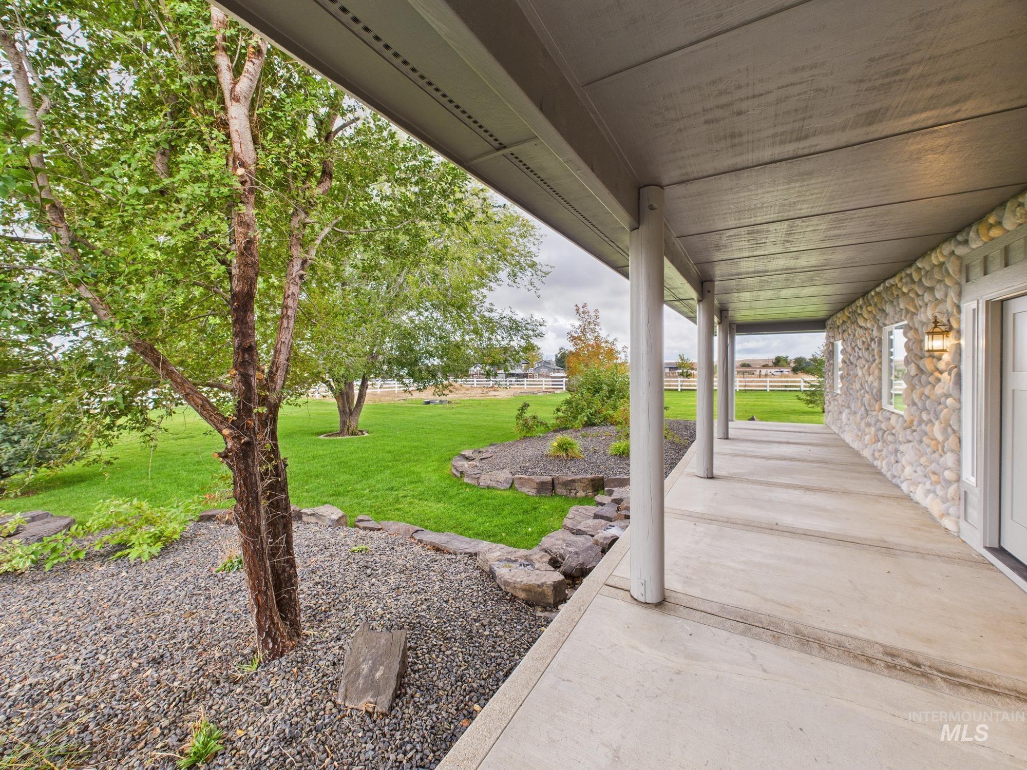 7934 Minam Drive, Middleton, Idaho 83644, 7 Bedrooms, 4 Bathrooms, Residential For Sale, Price $899,900,MLS 98964516