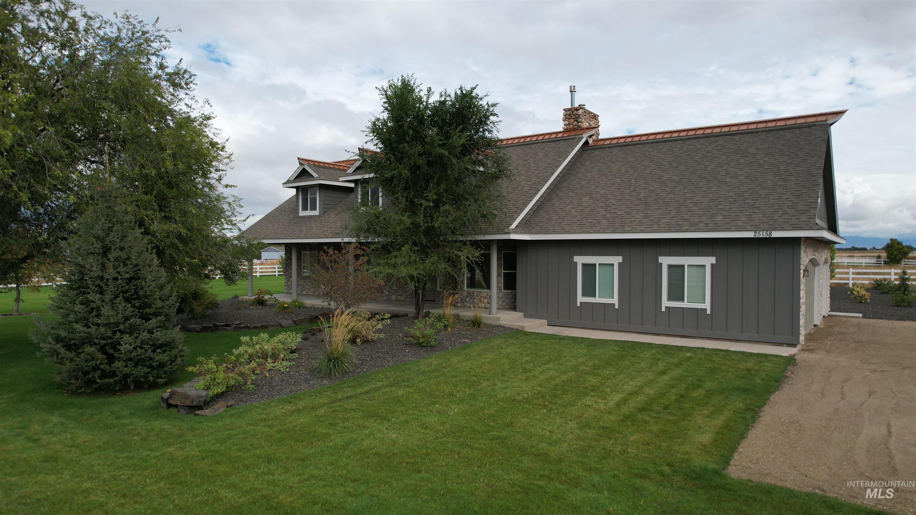 7934 Minam Drive, Middleton, Idaho 83644, 7 Bedrooms, 4 Bathrooms, Residential For Sale, Price $899,900,MLS 98964516