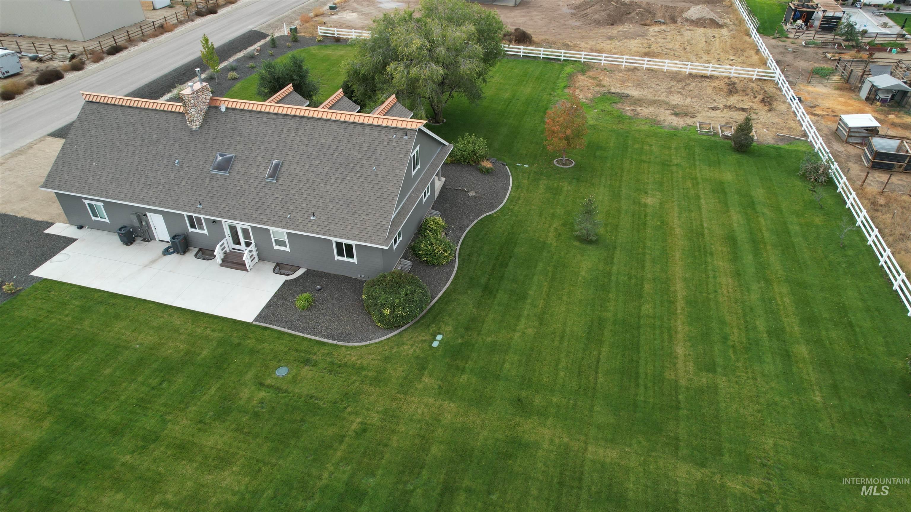 7934 Minam Drive, Middleton, Idaho 83644, 7 Bedrooms, 4 Bathrooms, Residential For Sale, Price $899,900,MLS 98964516