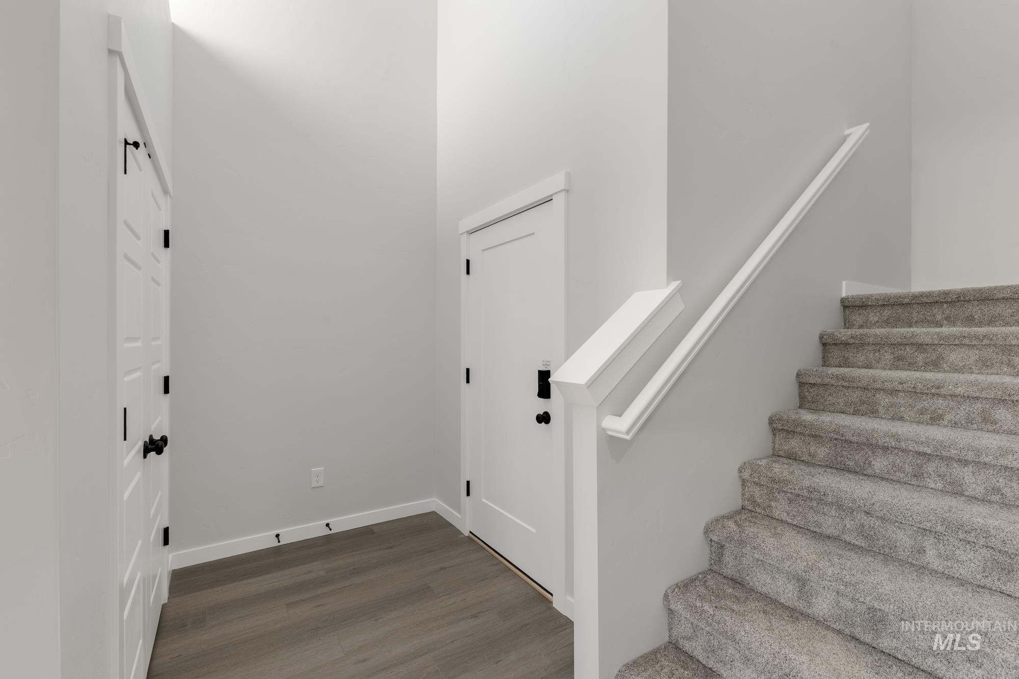 10574 W Tinder St, Star, Idaho 83669, 4 Bedrooms, 2.5 Bathrooms, Residential For Sale, Price $499,990,MLS 98964537