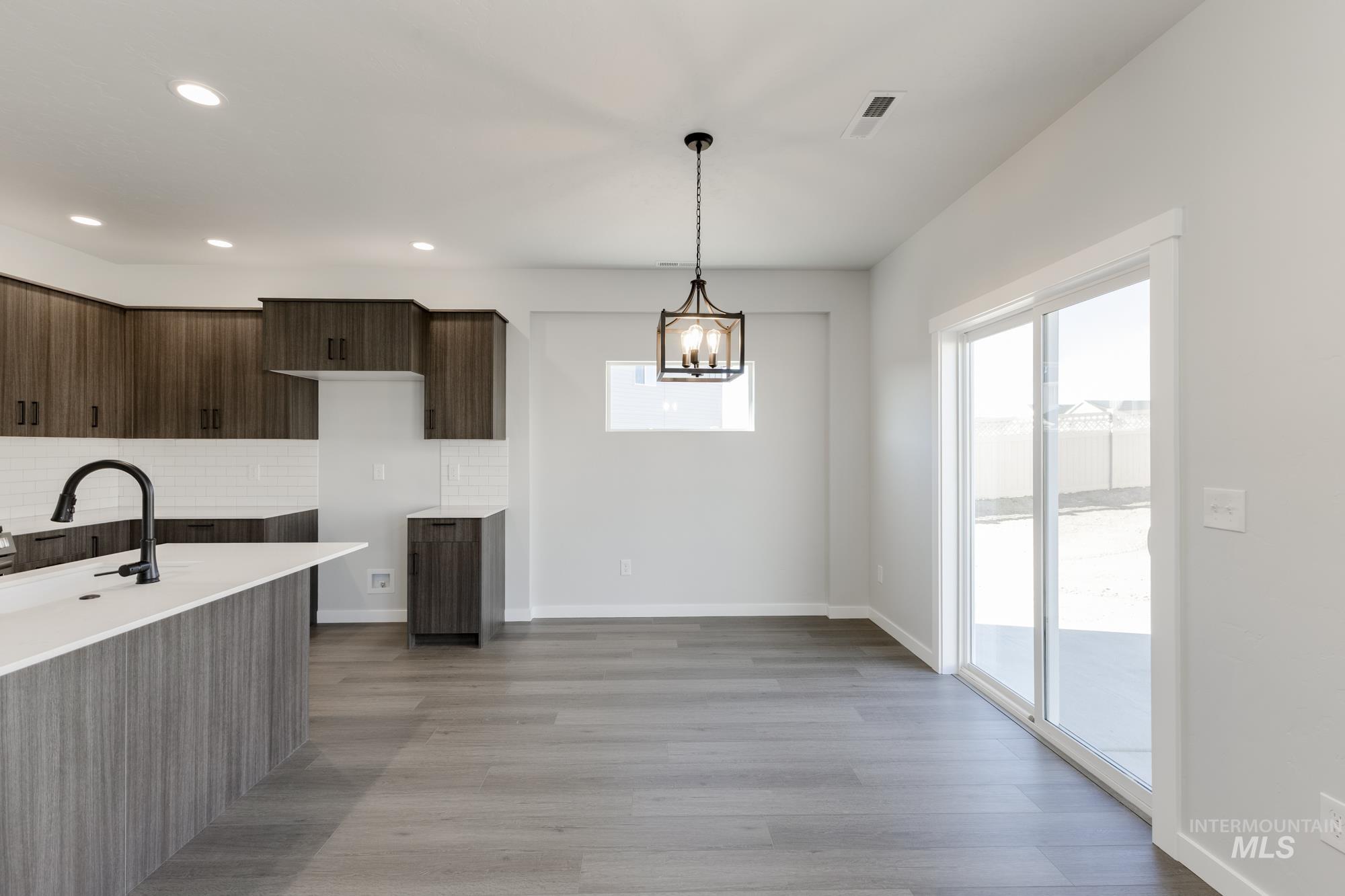 10574 W Tinder St, Star, Idaho 83669, 4 Bedrooms, 2.5 Bathrooms, Residential For Sale, Price $499,990,MLS 98964537