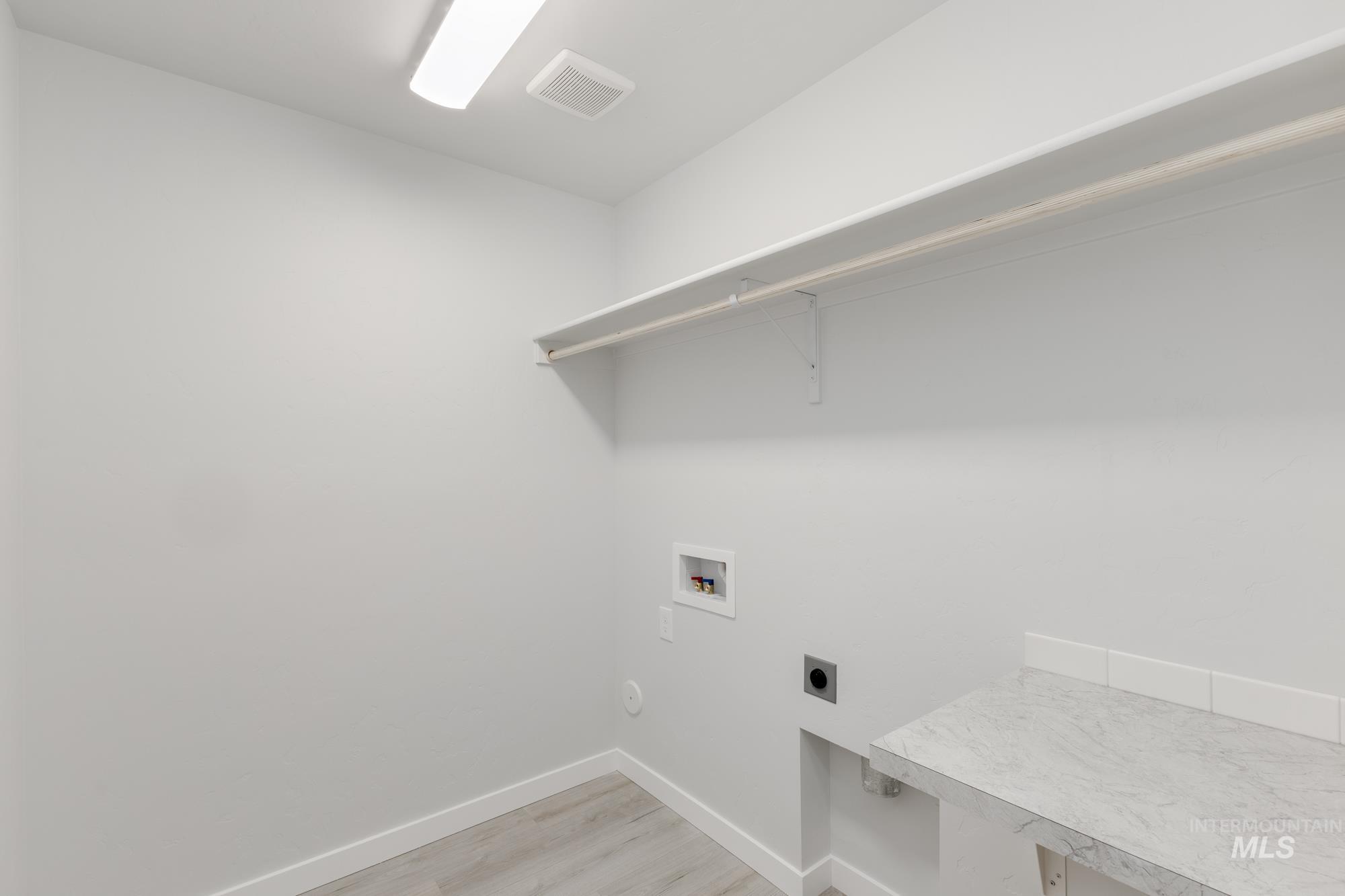 18347 N Trumpet Lily Ave, Nampa, Idaho 83687, 5 Bedrooms, 2.5 Bathrooms, Residential For Sale, Price $519,990,MLS 98964544