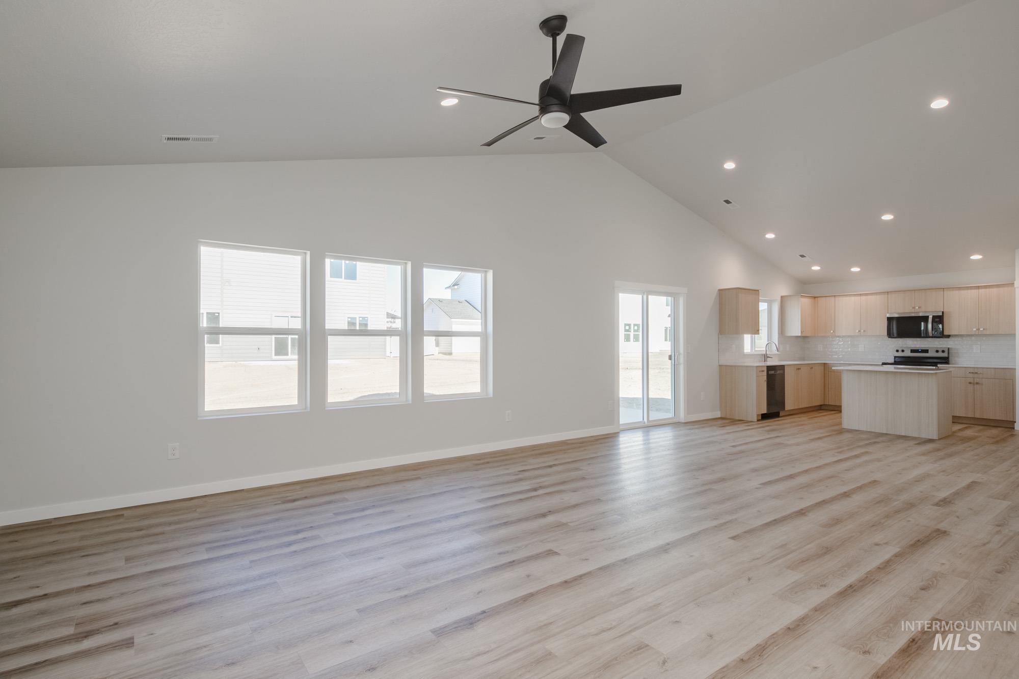 9108 W Camellia St, Nampa, Idaho 83687, 4 Bedrooms, 2 Bathrooms, Residential For Sale, Price $427,990,MLS 98964545