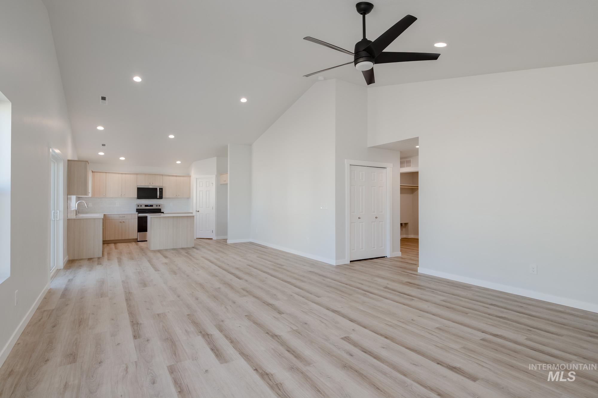 9108 W Camellia St, Nampa, Idaho 83687, 4 Bedrooms, 2 Bathrooms, Residential For Sale, Price $427,990,MLS 98964545