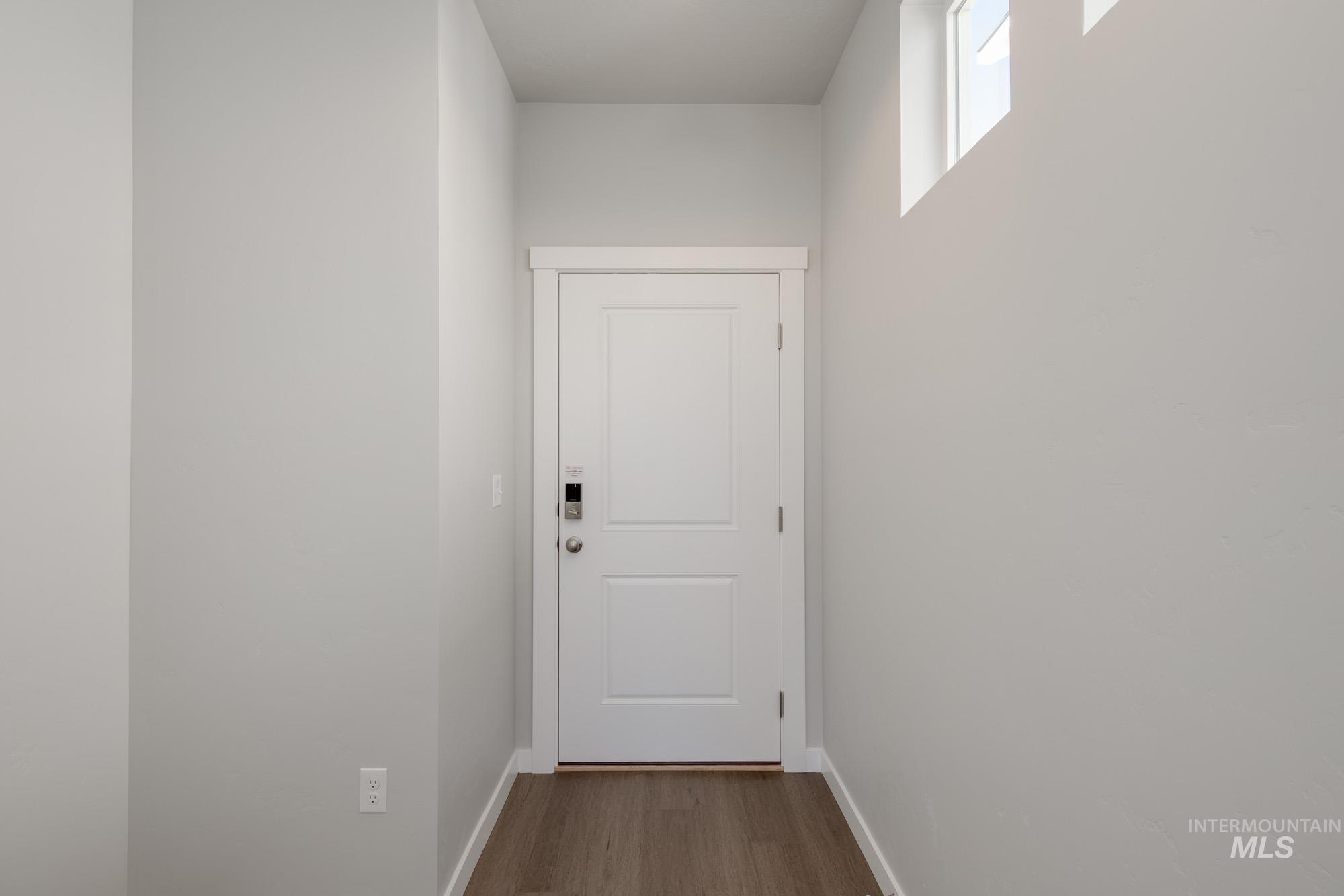 4170 E Hillsong St, Meridian, Idaho 83642, 3 Bedrooms, 2.5 Bathrooms, Residential For Sale, Price $442,990,MLS 98964551