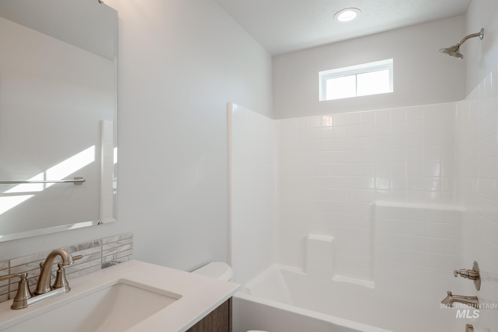 4170 E Hillsong St, Meridian, Idaho 83642, 3 Bedrooms, 2.5 Bathrooms, Residential For Sale, Price $442,990,MLS 98964551