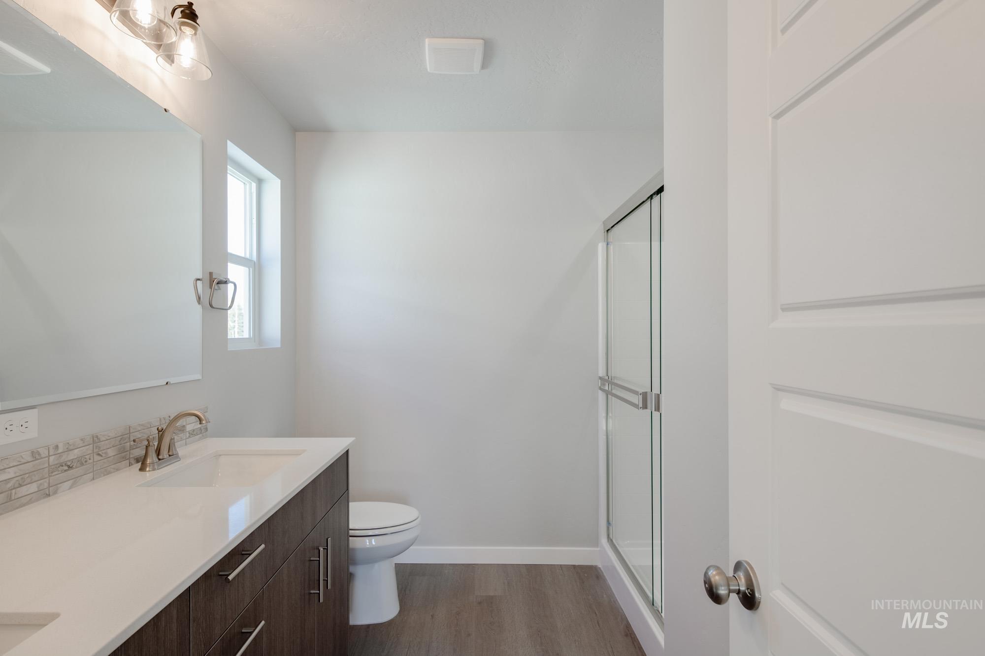 4170 E Hillsong St, Meridian, Idaho 83642, 3 Bedrooms, 2.5 Bathrooms, Residential For Sale, Price $442,990,MLS 98964551