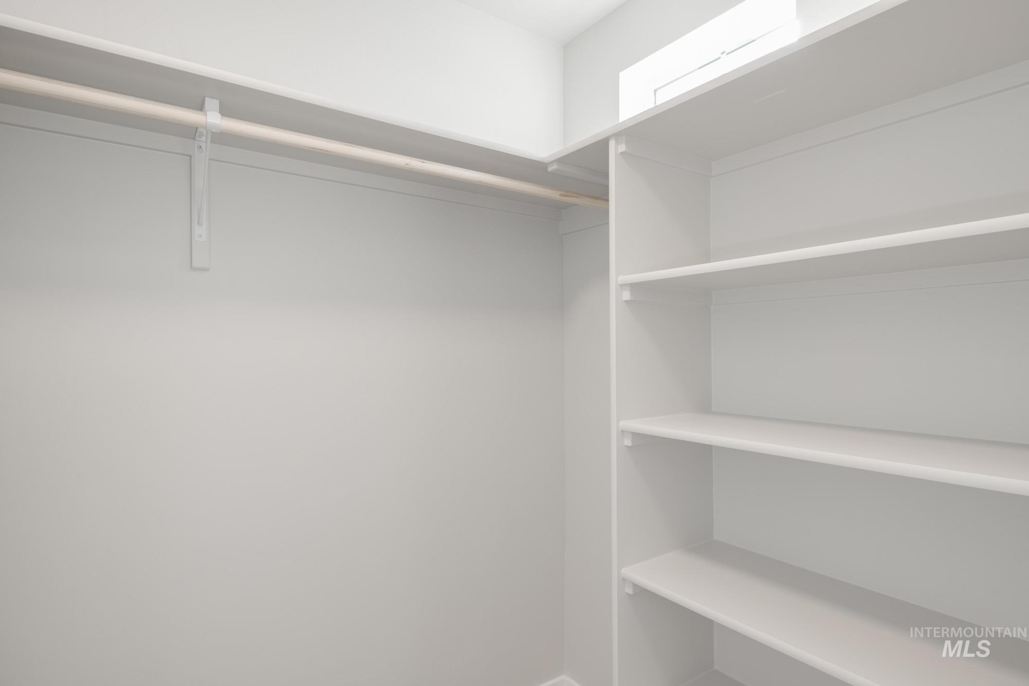 4170 E Hillsong St, Meridian, Idaho 83642, 3 Bedrooms, 2.5 Bathrooms, Residential For Sale, Price $442,990,MLS 98964551