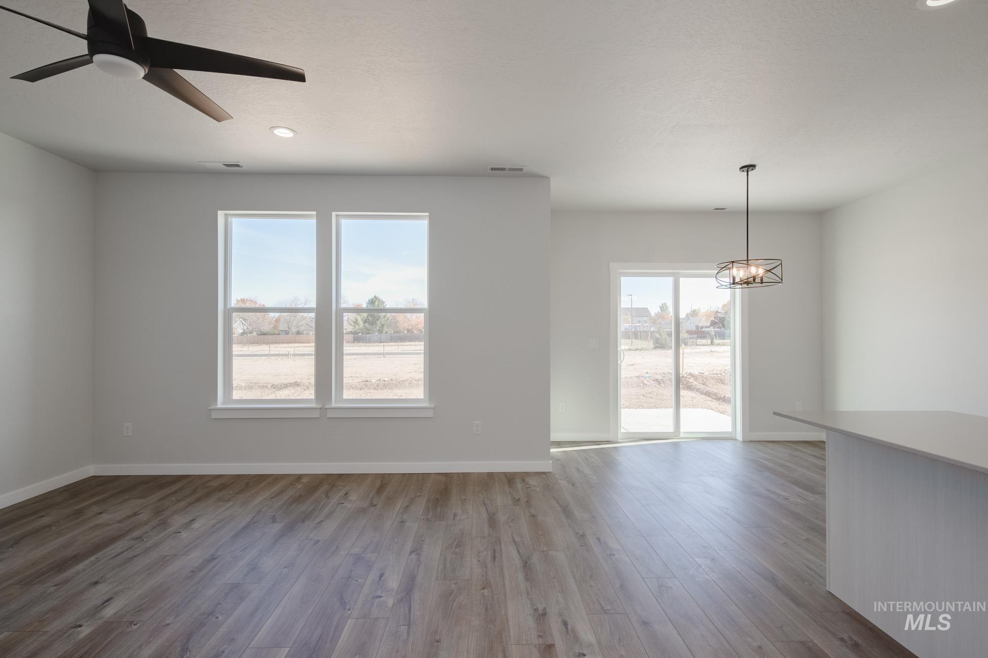 5088 S Amorita Ave, Meridian, Idaho 83642, 3 Bedrooms, 2.5 Bathrooms, Residential For Sale, Price $435,990,MLS 98964552