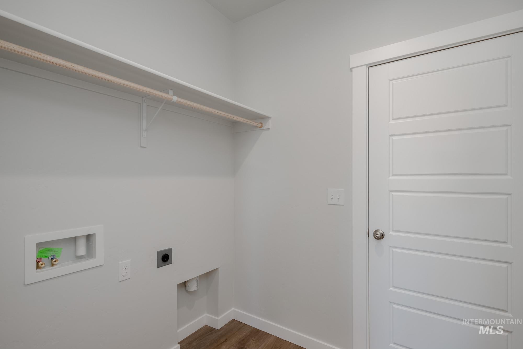 5088 S Amorita Ave, Meridian, Idaho 83642, 3 Bedrooms, 2.5 Bathrooms, Residential For Sale, Price $435,990,MLS 98964552