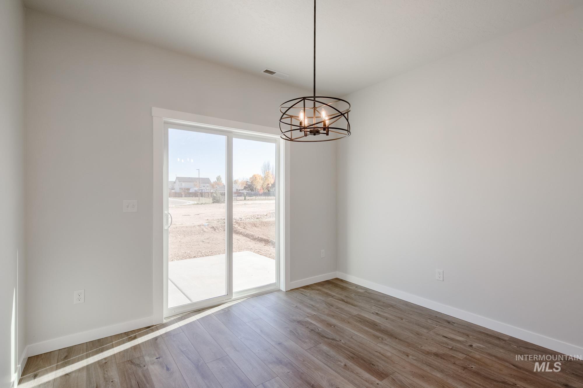 5088 S Amorita Ave, Meridian, Idaho 83642, 3 Bedrooms, 2.5 Bathrooms, Residential For Sale, Price $435,990,MLS 98964552