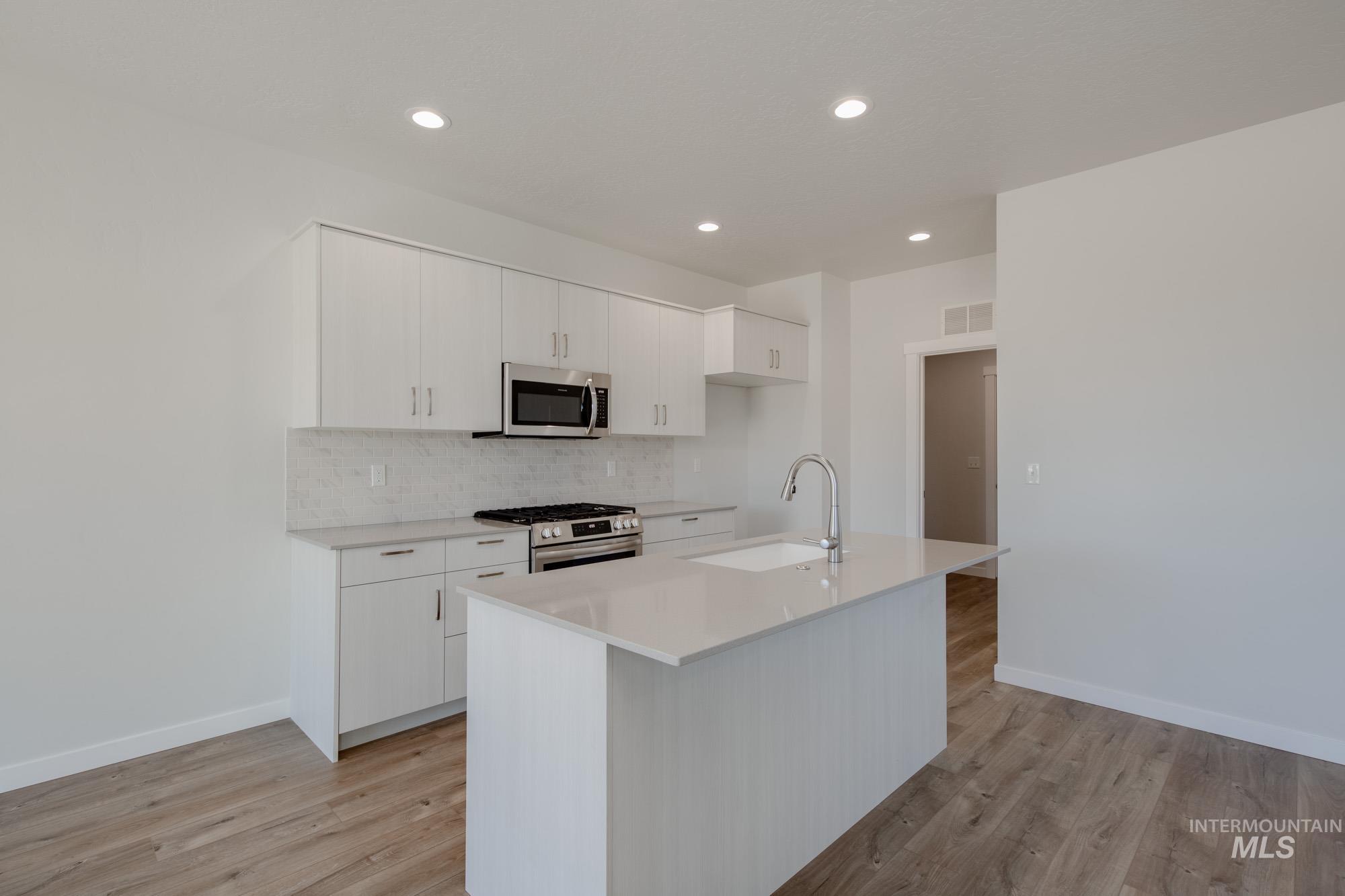 5088 S Amorita Ave, Meridian, Idaho 83642, 3 Bedrooms, 2.5 Bathrooms, Residential For Sale, Price $435,990,MLS 98964552