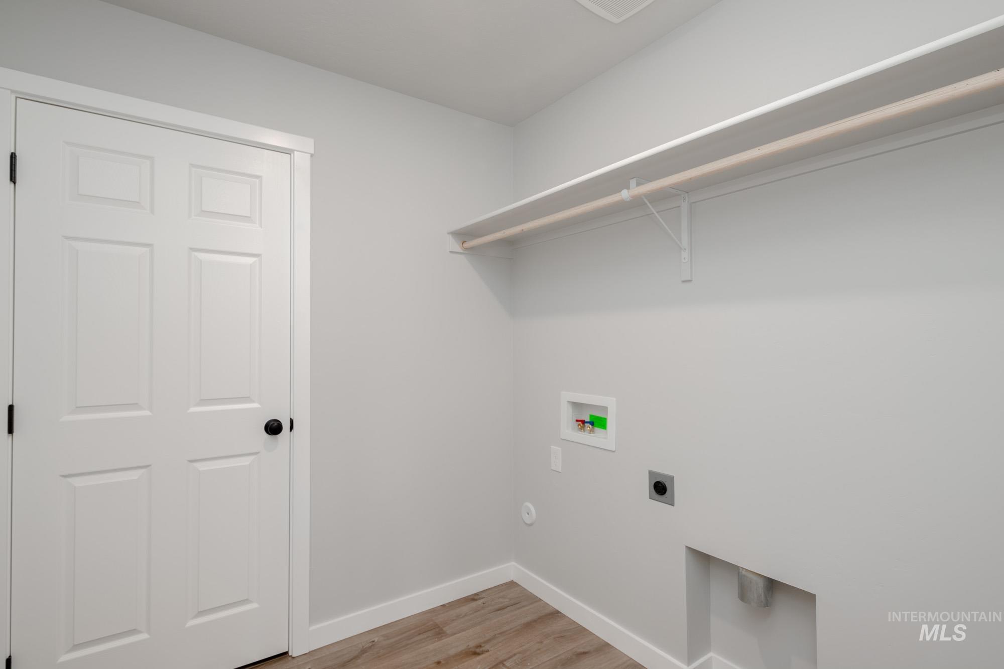 2216 W Penstemon St, Kuna, Idaho 83634, 4 Bedrooms, 2 Bathrooms, Residential For Sale, Price $446,990,MLS 98964556