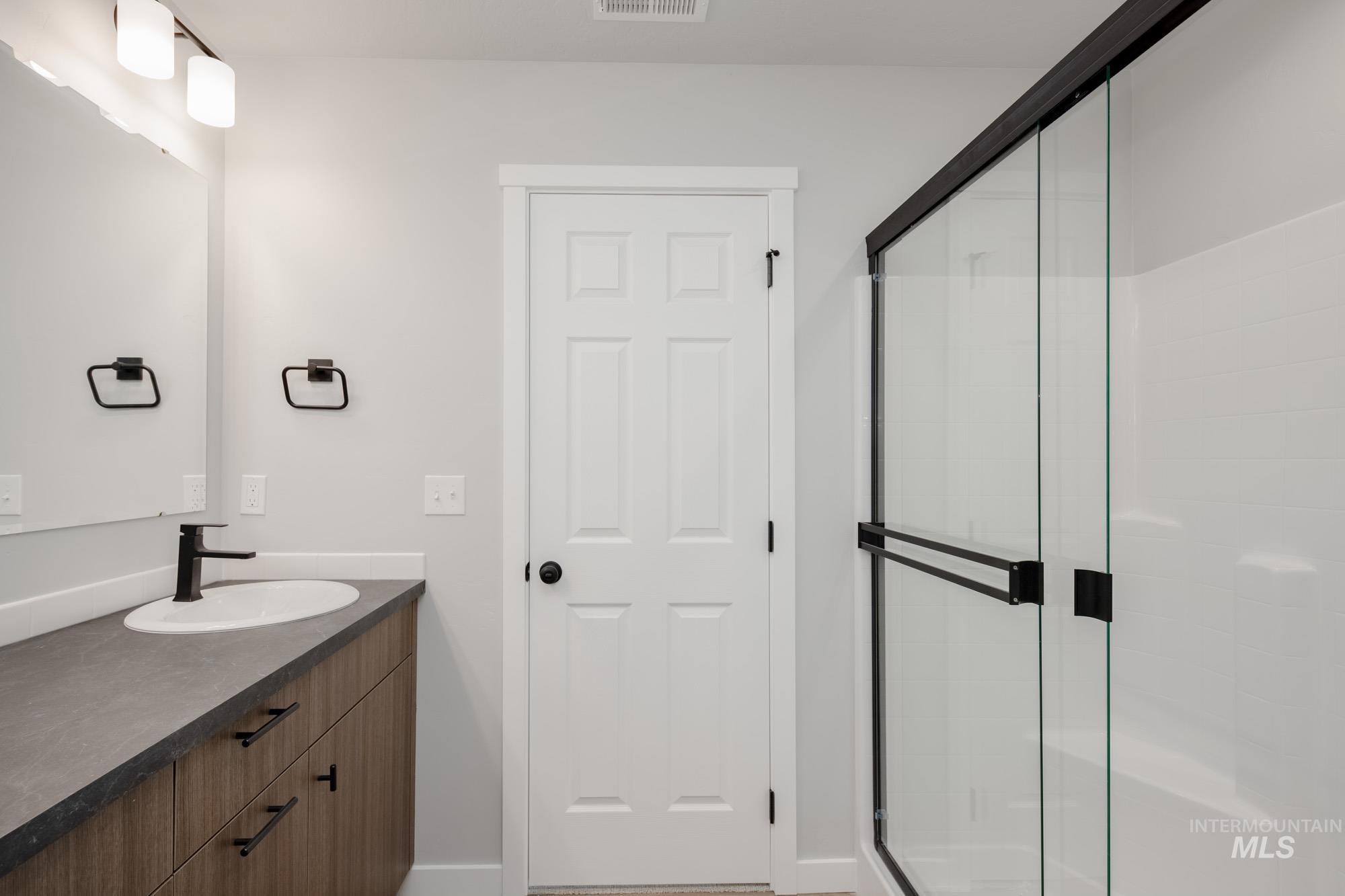 2216 W Penstemon St, Kuna, Idaho 83634, 4 Bedrooms, 2 Bathrooms, Residential For Sale, Price $446,990,MLS 98964556