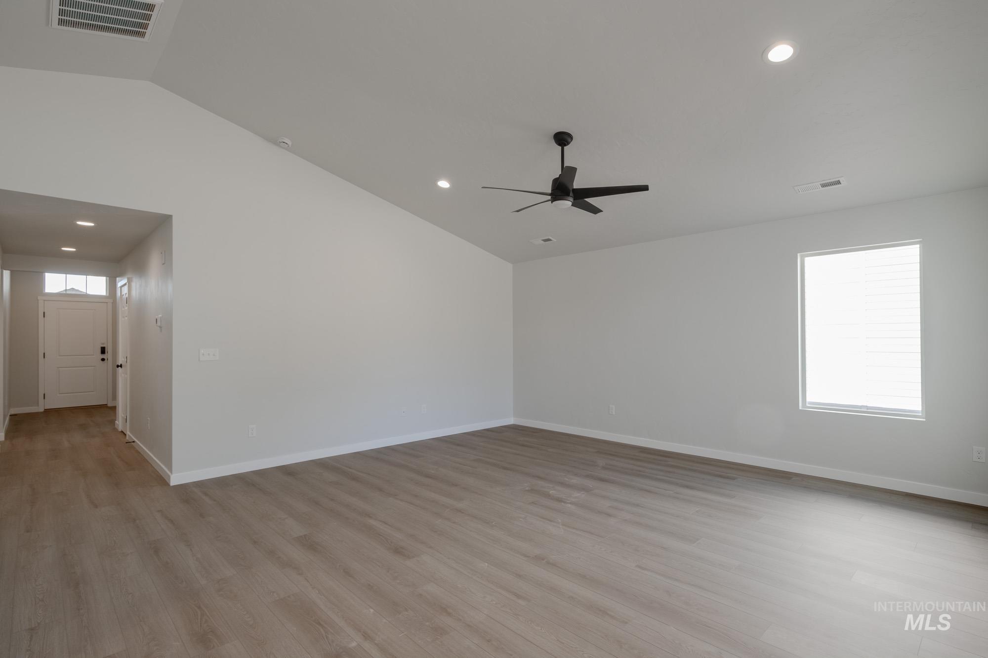 344 N Cranesbill Ave, Kuna, Idaho 83634, 4 Bedrooms, 2 Bathrooms, Residential For Sale, Price $459,990,MLS 98964558